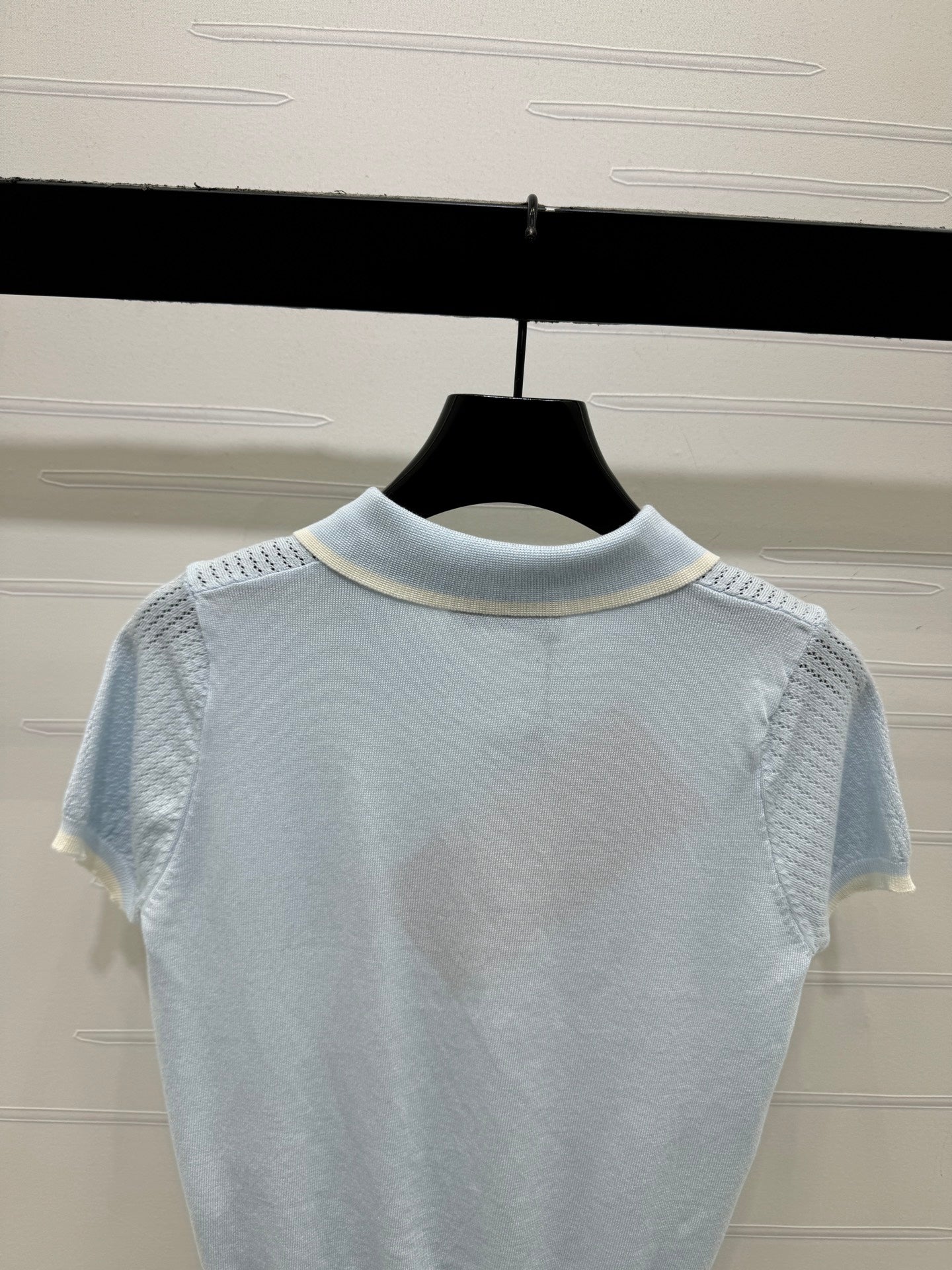 Miumiu 2026 Hollow-out Knitted Collared Short-sleeved Top Wool 385409