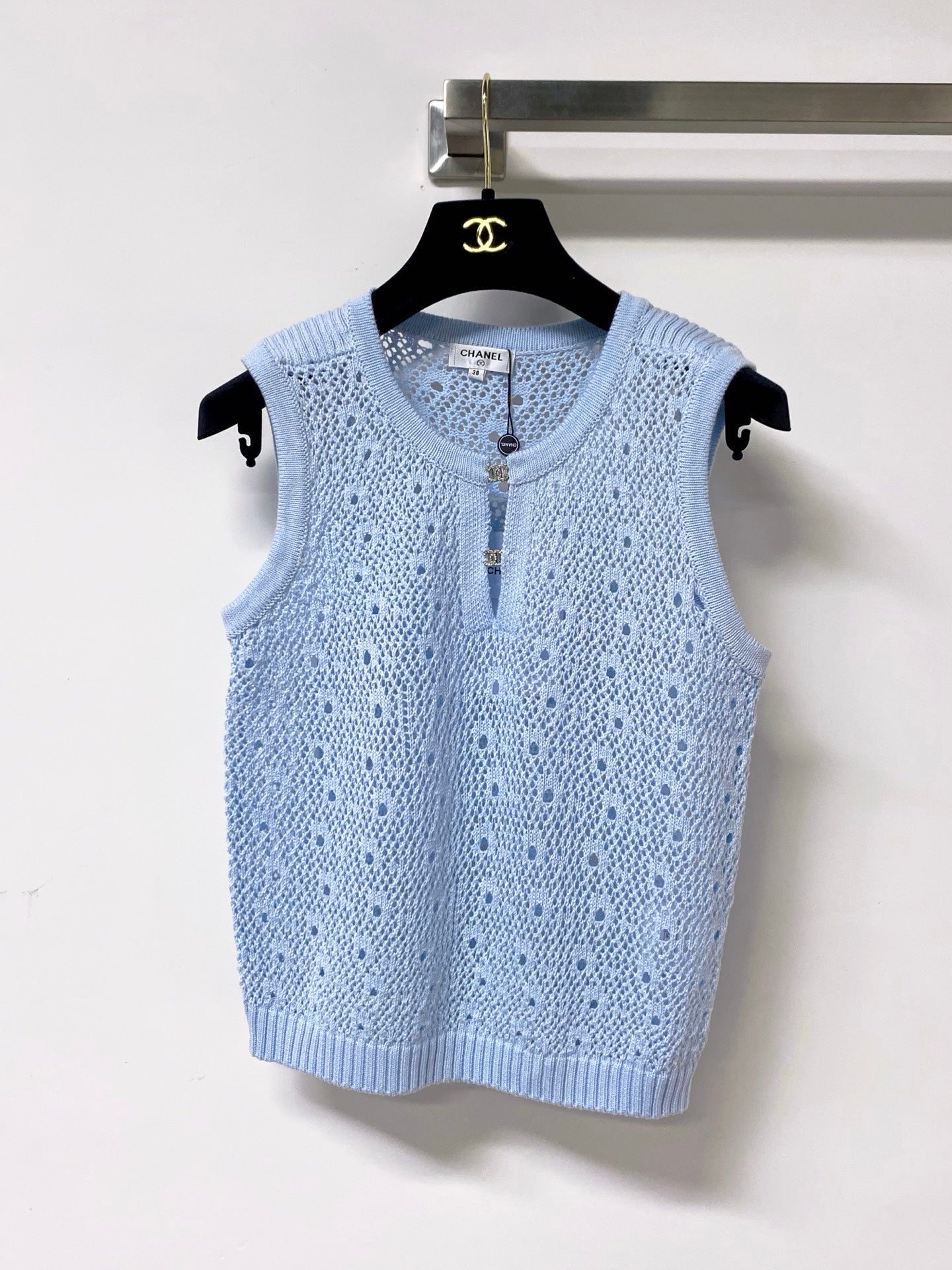 Chanel 2026 Sleeveless Crochet Knit Vest Logo Buttons 449832