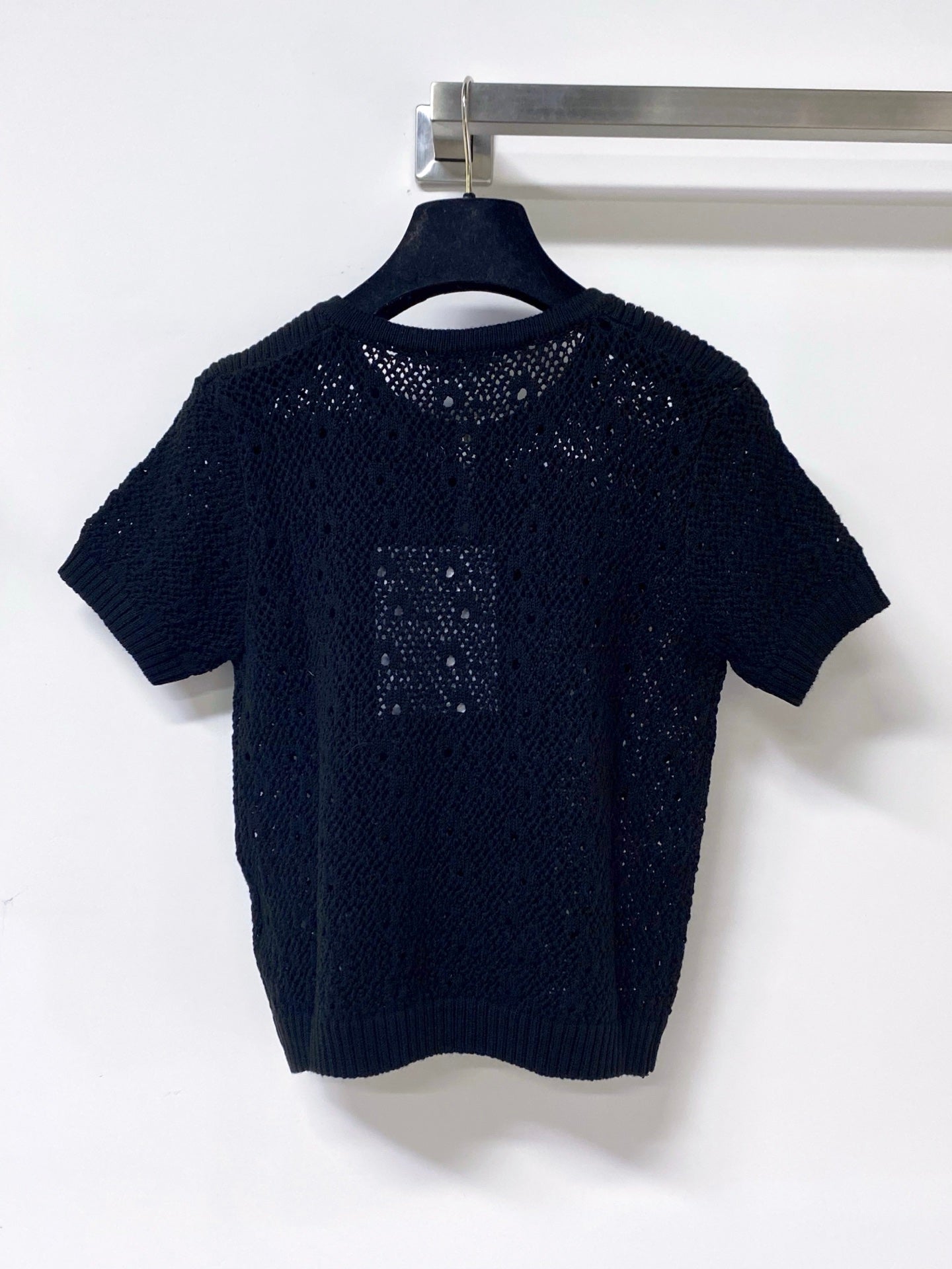 Chanel 2026 Short-Sleeved Shirts Crochet Logo Buttons 449828
