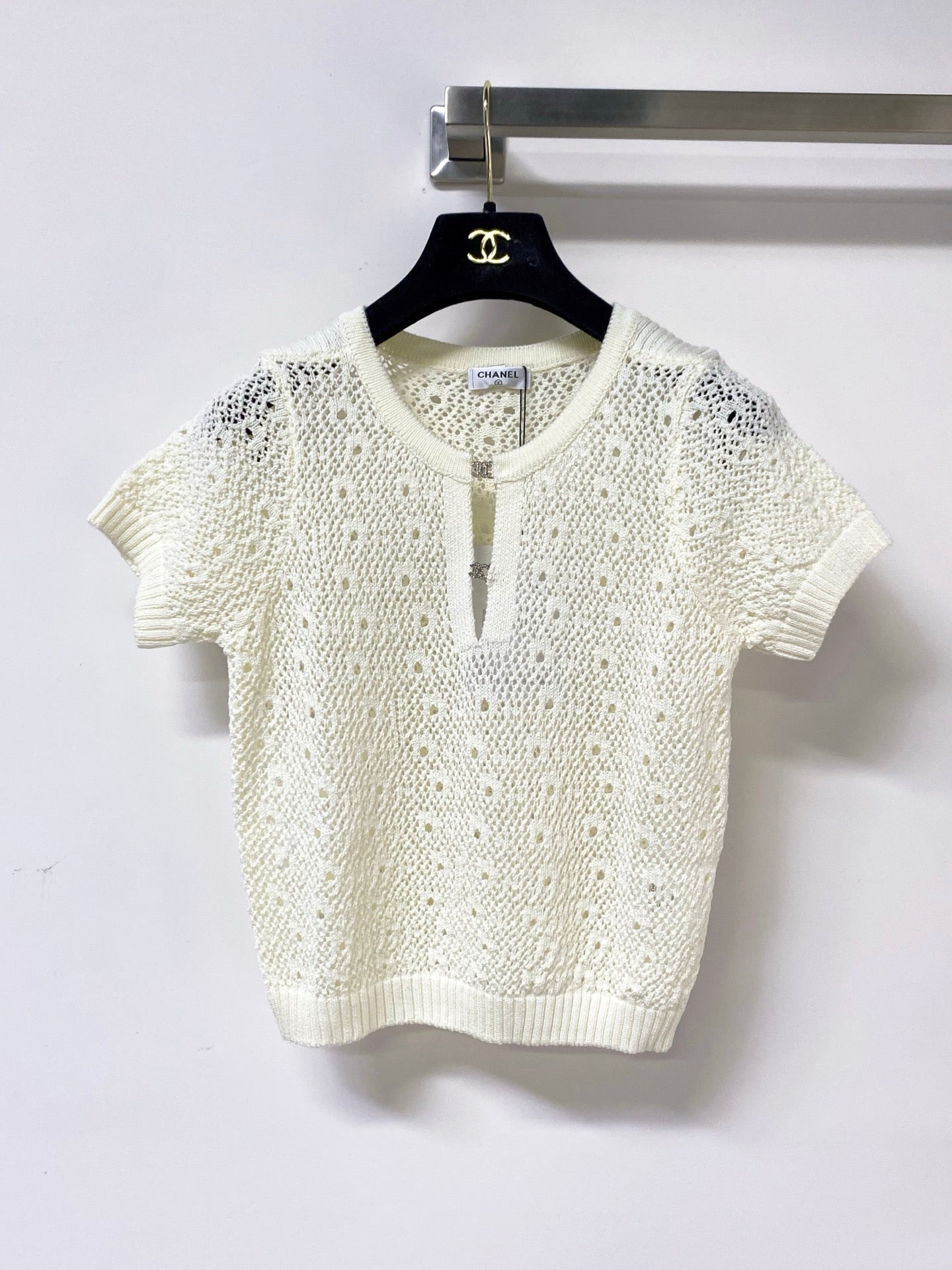 Chanel 2026 Short-Sleeved Shirts Crochet Logo Buttons 449828