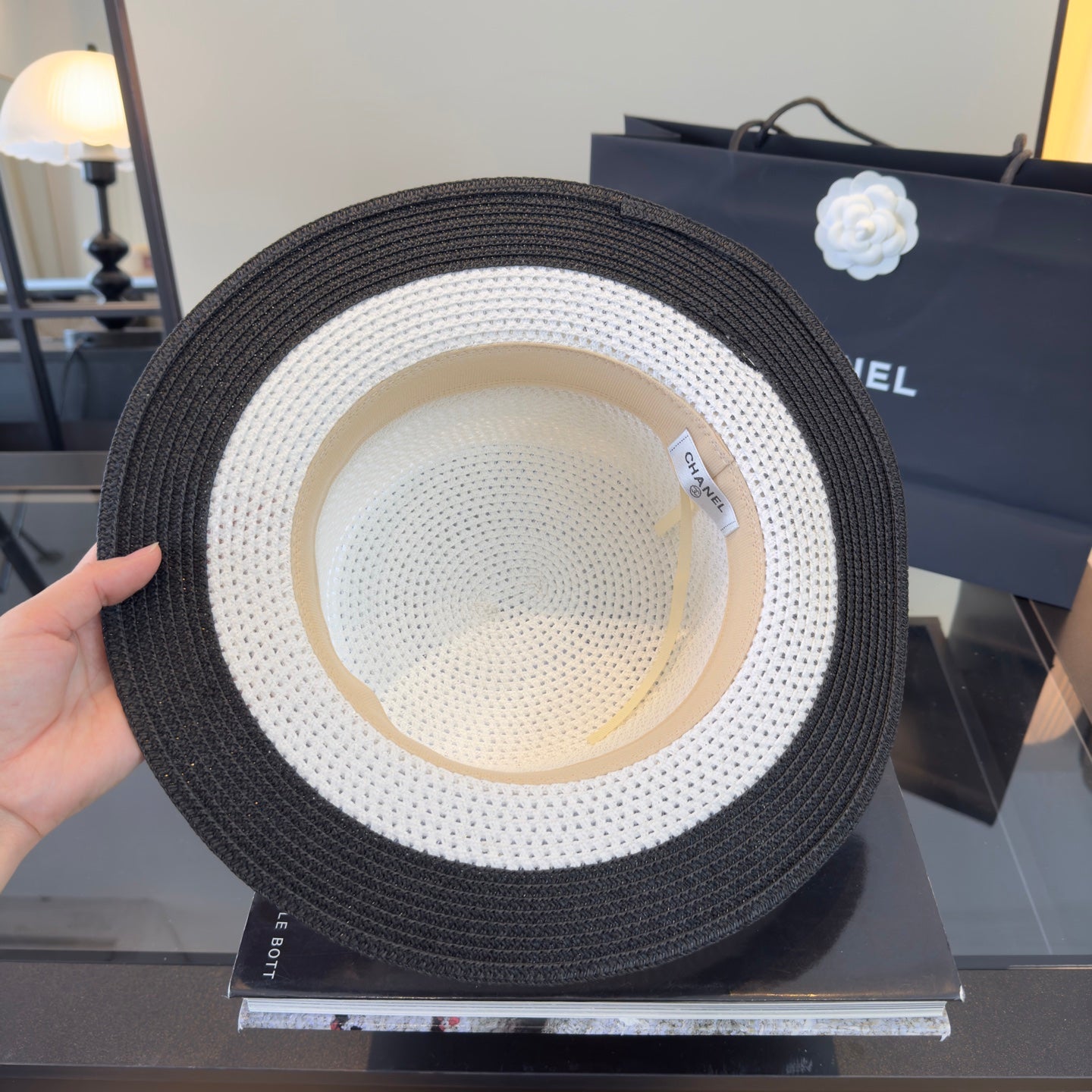 Chanel Straw Hat With Logo Ribbon 299808