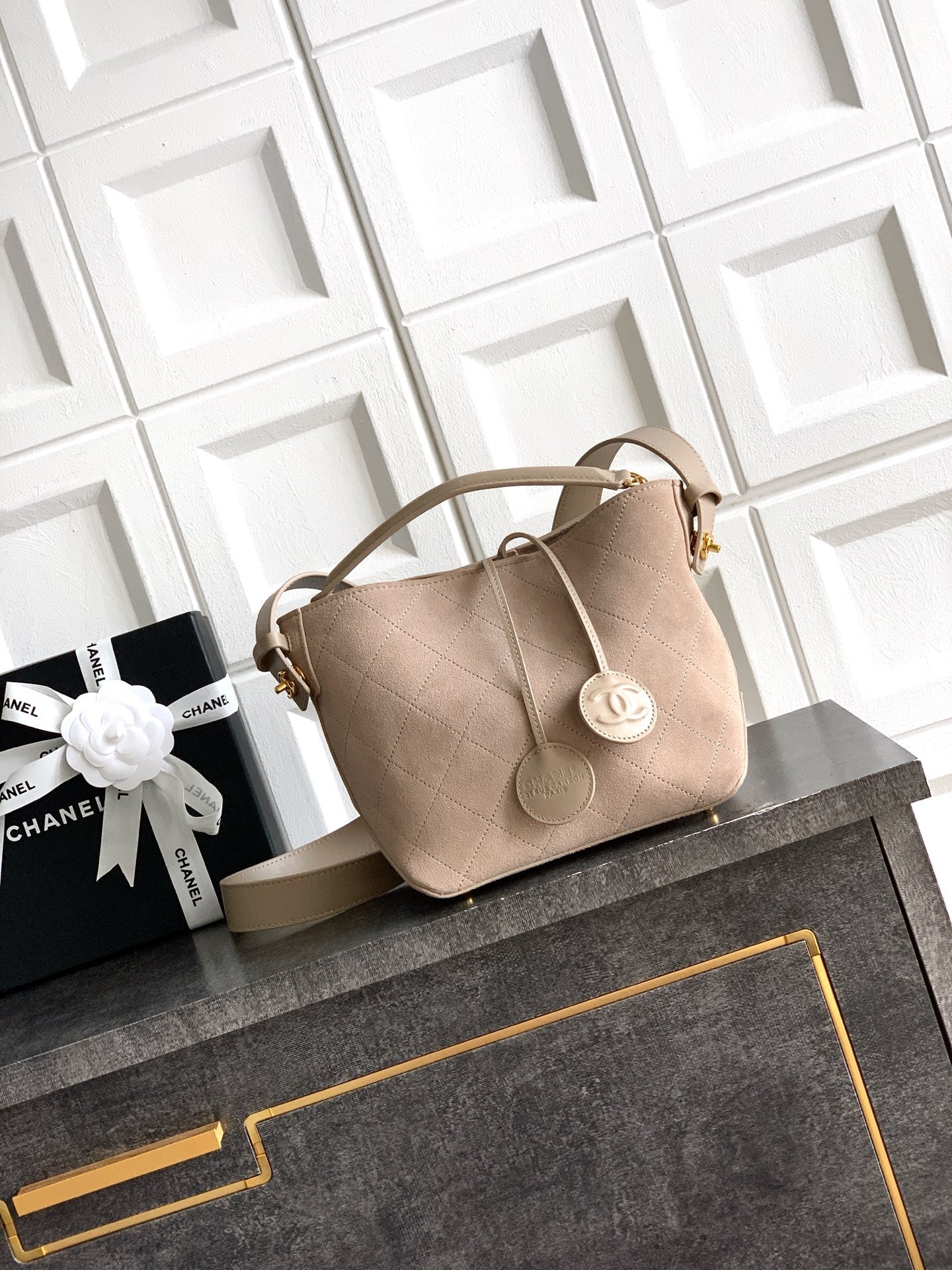 Chane 2026 Bucket Bag 20cm Suede Calfskin