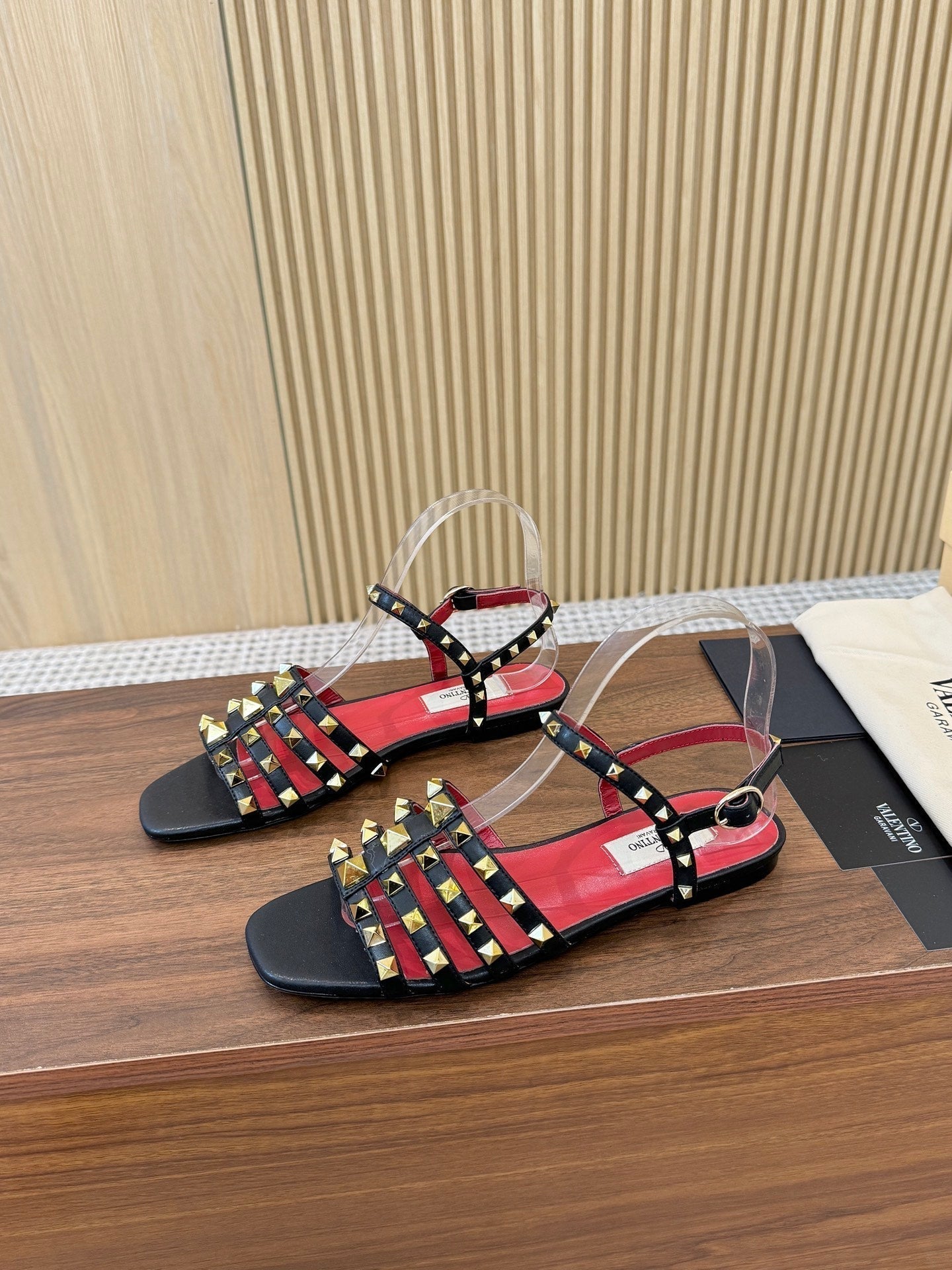 Valentino Garavani Rockstud Caged Calfskin Sandals 863321