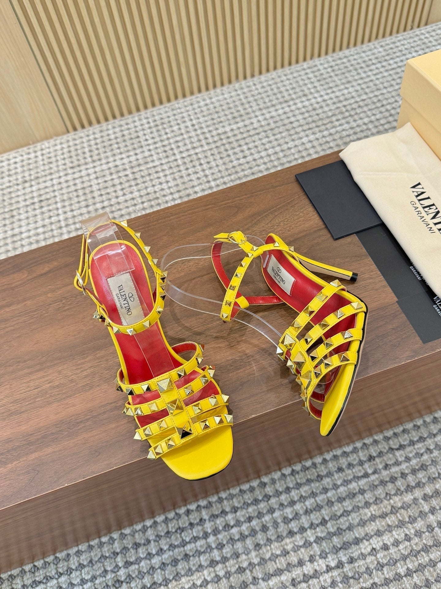 Valentino Garavani Rockstud Caged Calfskin Sandals 863321