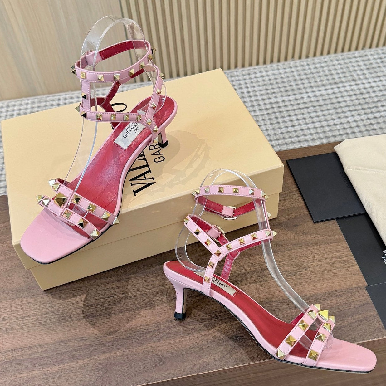 Valentino Garavani Rockstud Caged Calfskin 40mm Sandals 863342