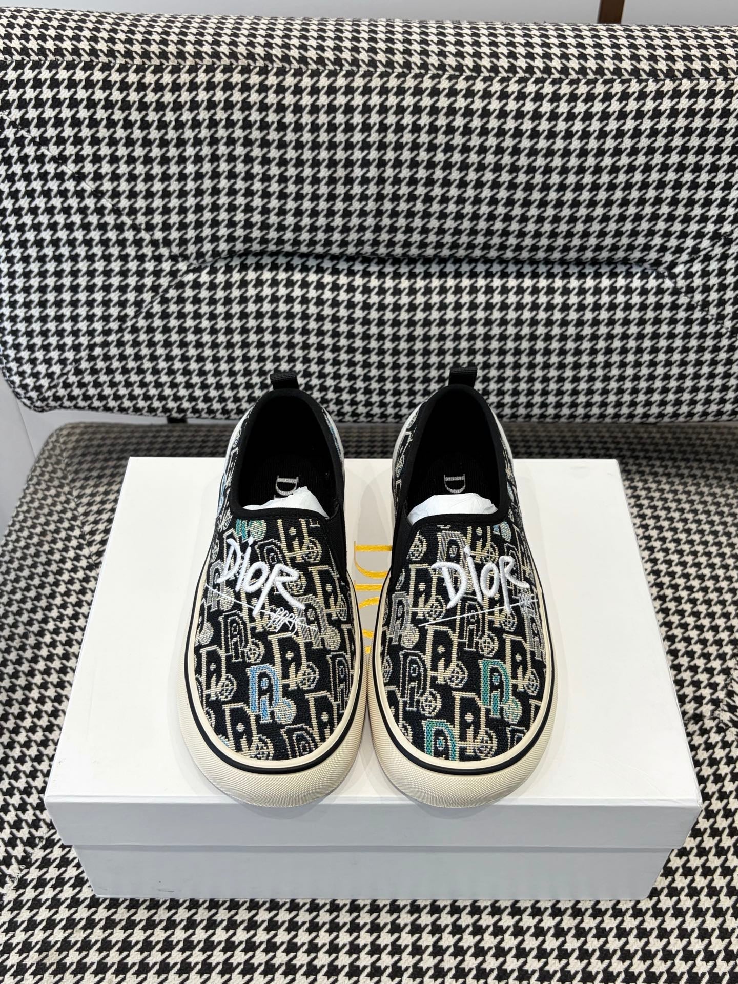 Dior 2026 Slip-on Sneaker Fabric Leather 910944