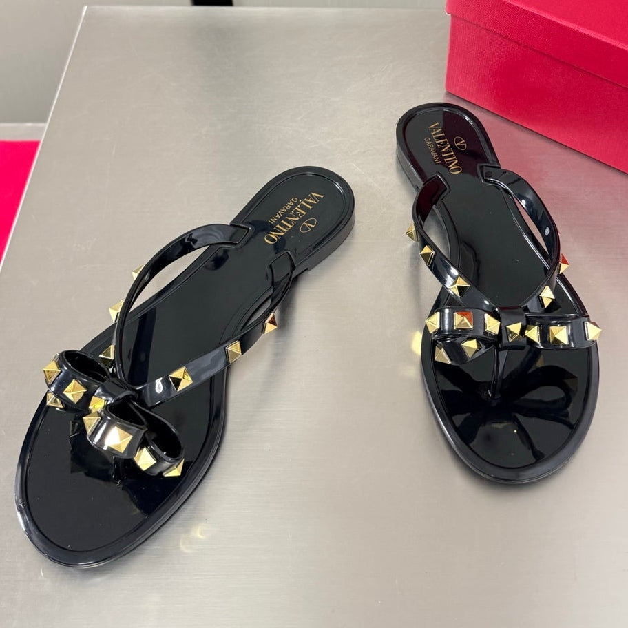 Valentino Rockstud PVC Thong Sandals 868849