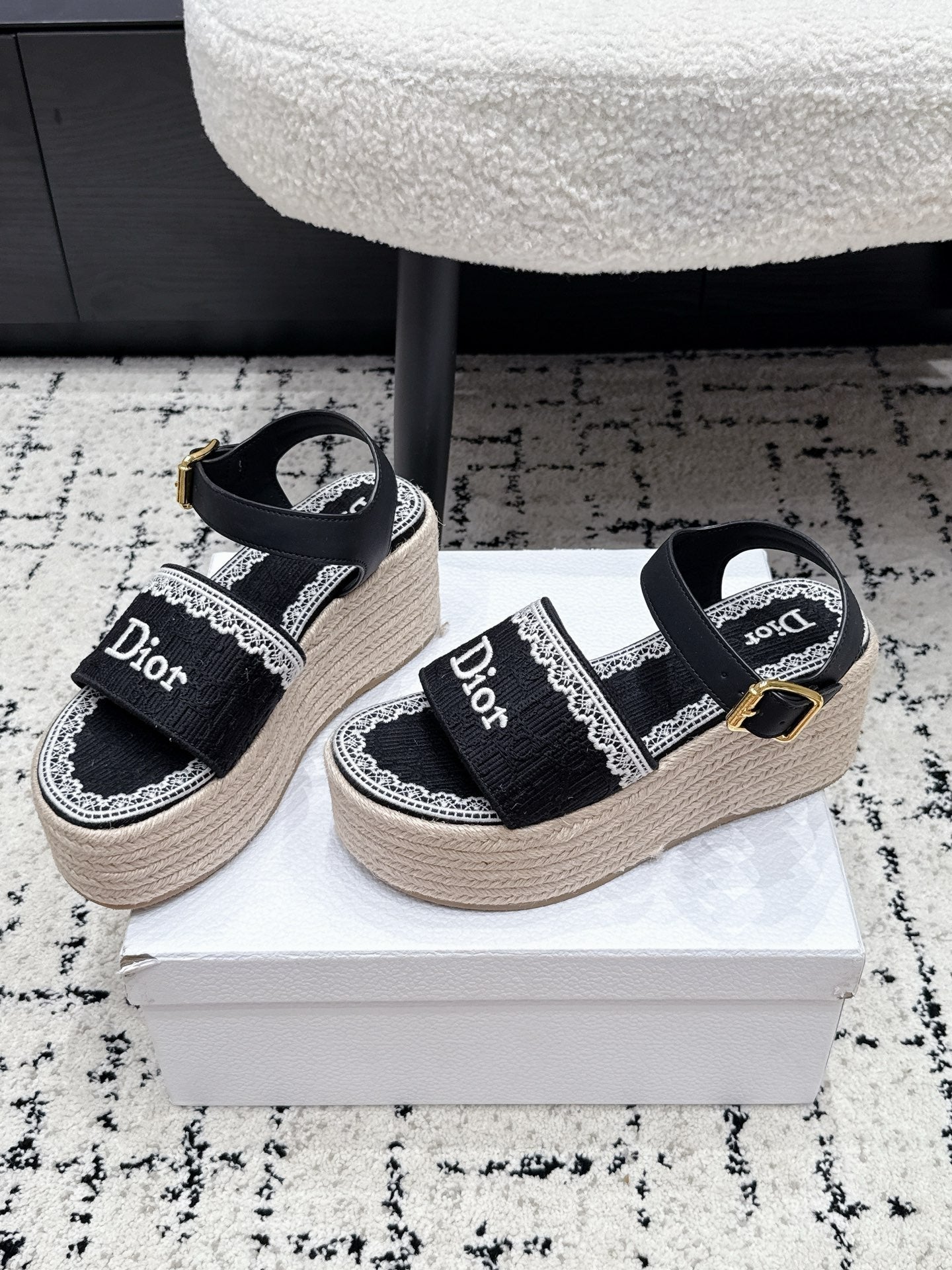 Dior 2026 Wedge Sandals with Lace Trim 85mm Straw Fabric 924822
