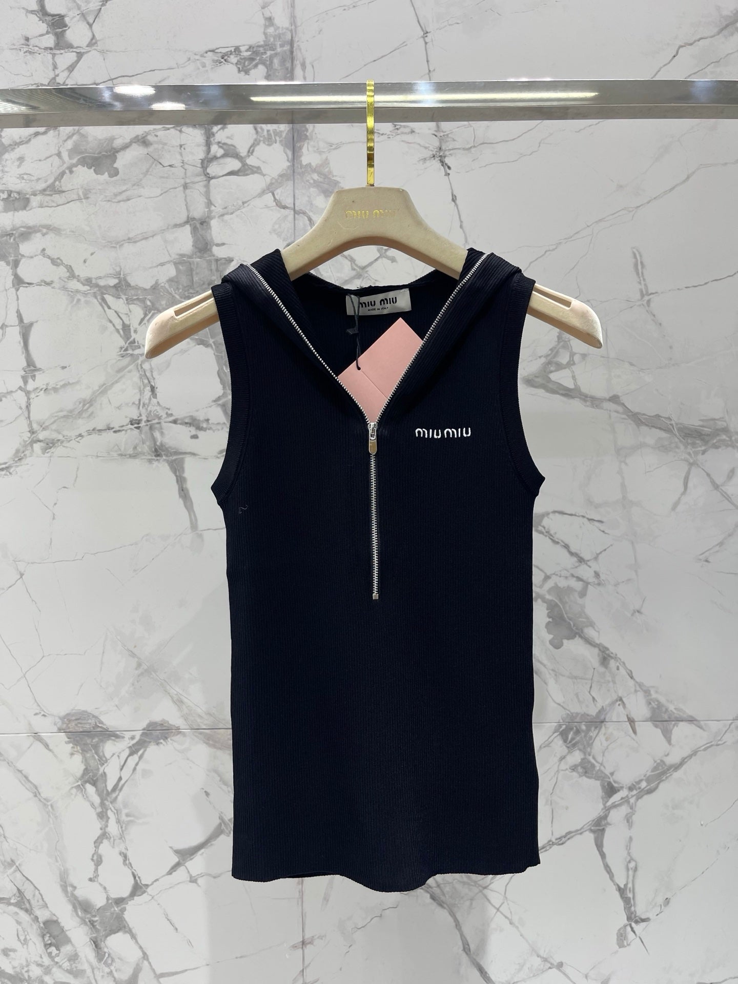 MiuMiu 2026  Hooded Zipper Tank Top Tencel 636581