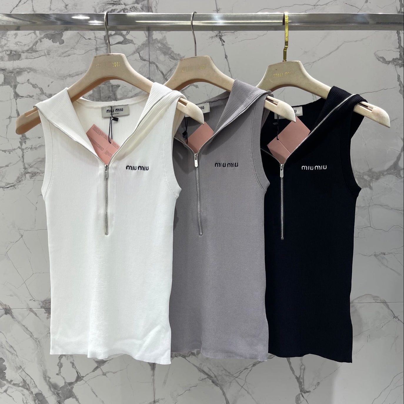 MiuMiu 2026  Hooded Zipper Tank Top Tencel 636581