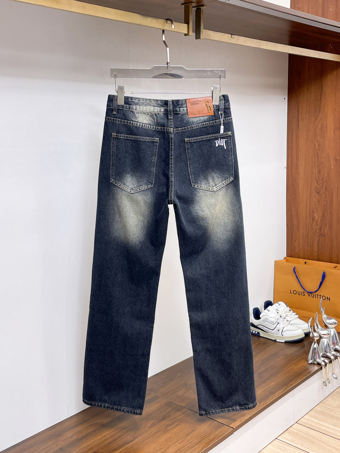 CD 26A Men Wide-Leg Jeans Dark Blue Denim 284963