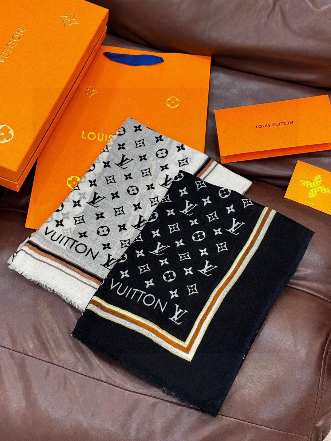 LV Monogram Long Scarf 200cm Black Beige Cashmere 969170