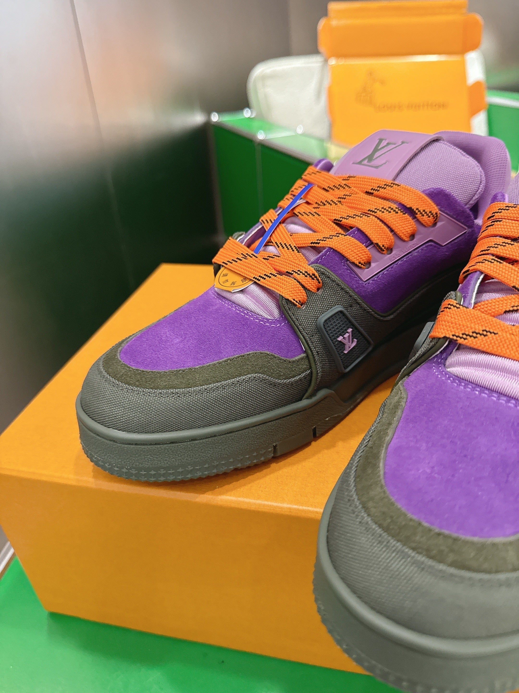 LV 26ss Trainer Sneakers Purple Olive Green Cowhide 632151