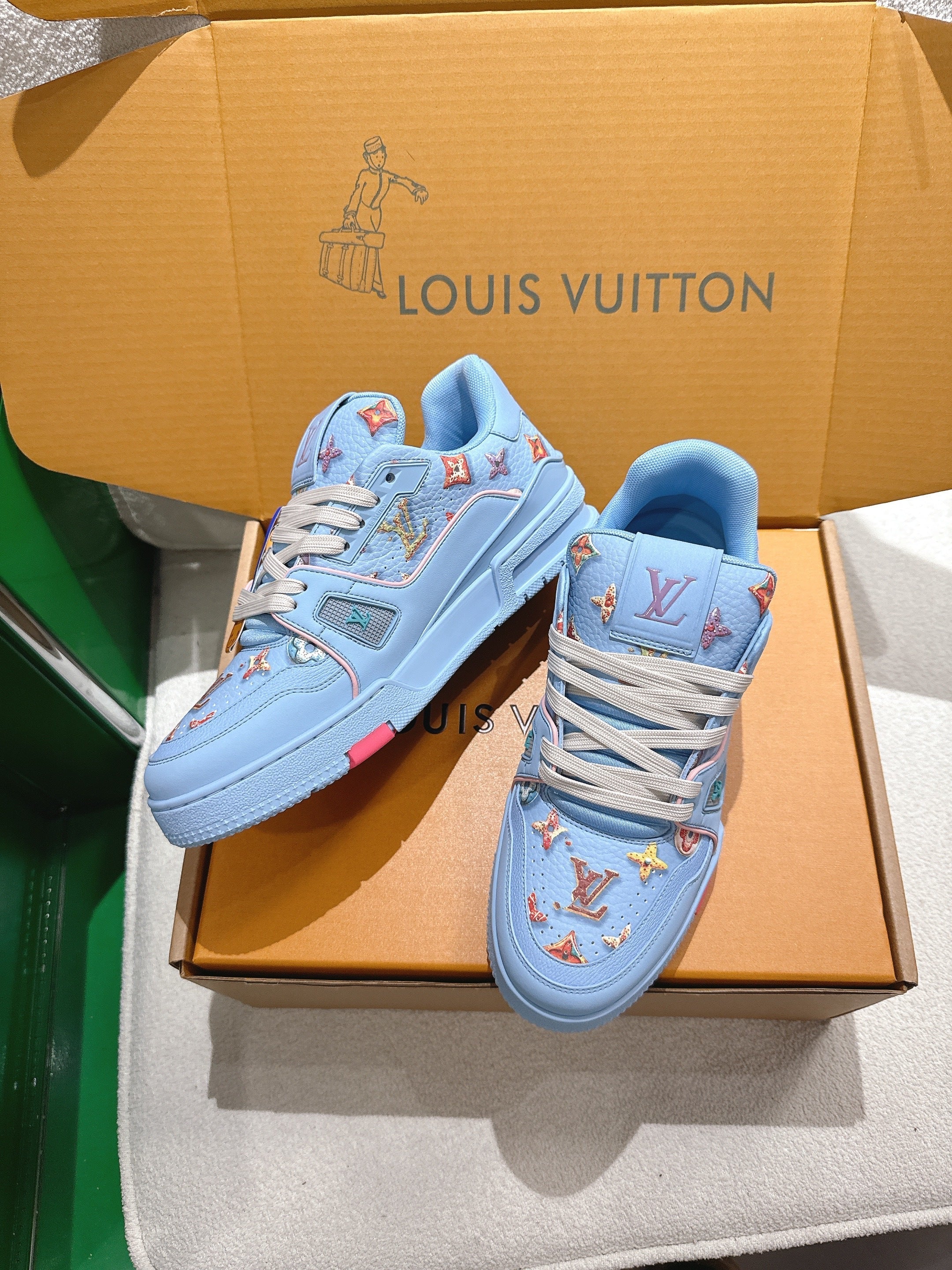 LV 26ss Trainer Sneakers Blue Colorful Cowhide 632143