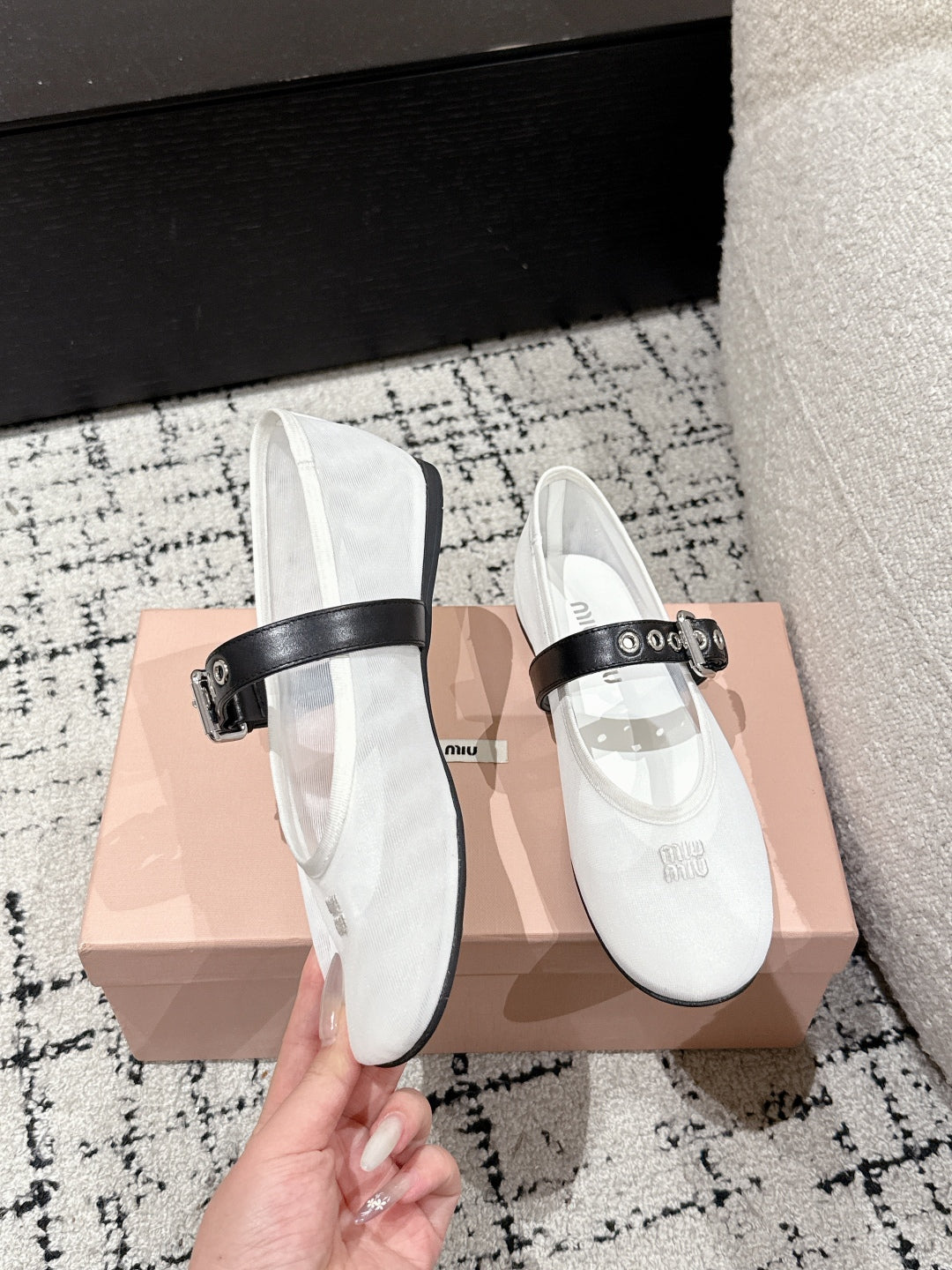 Miu Miu 25 Hollow Ballet Flats White Mesh Frabic