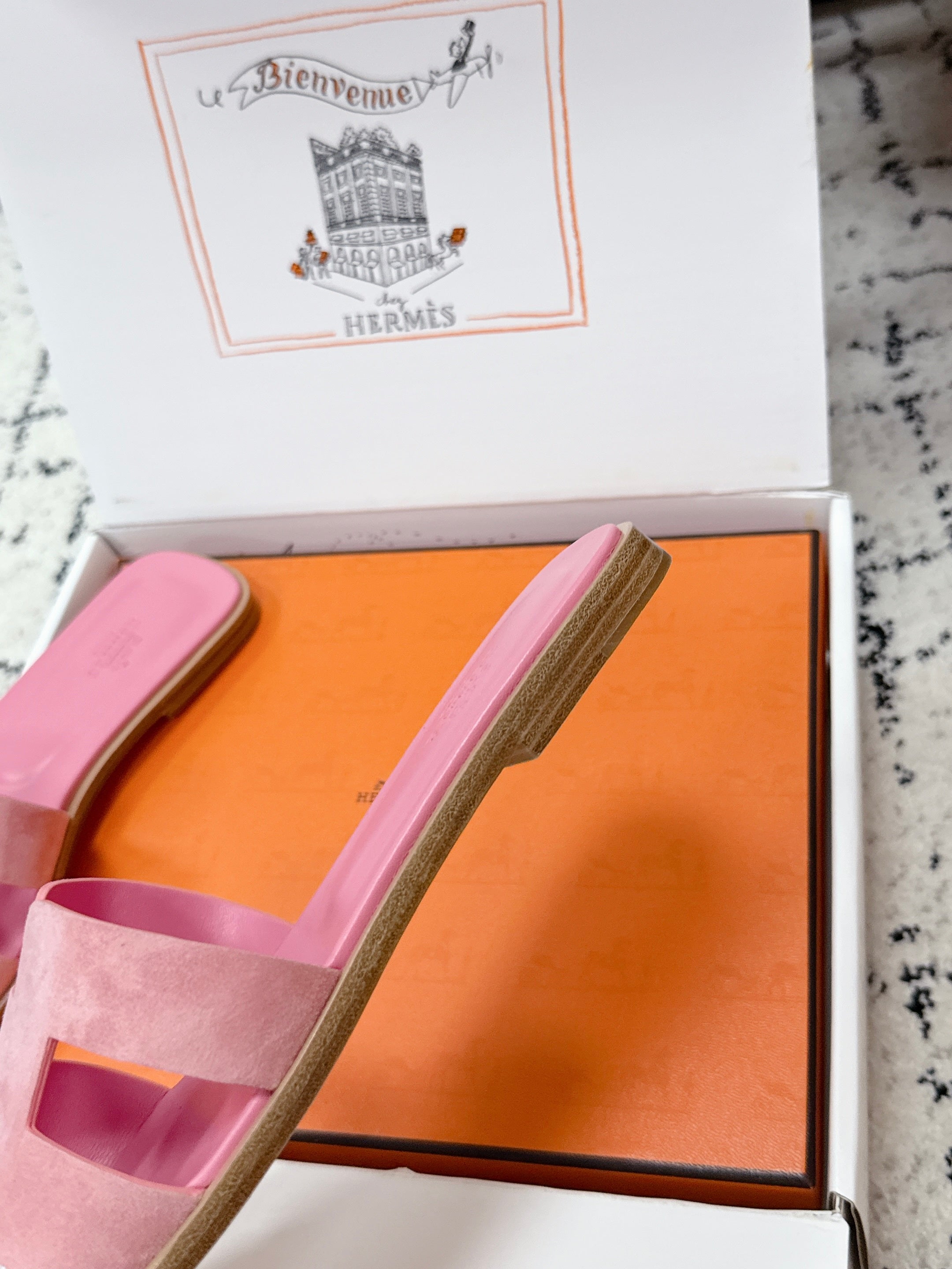 HM 26ss Oran Sandals Pink Suede 617187