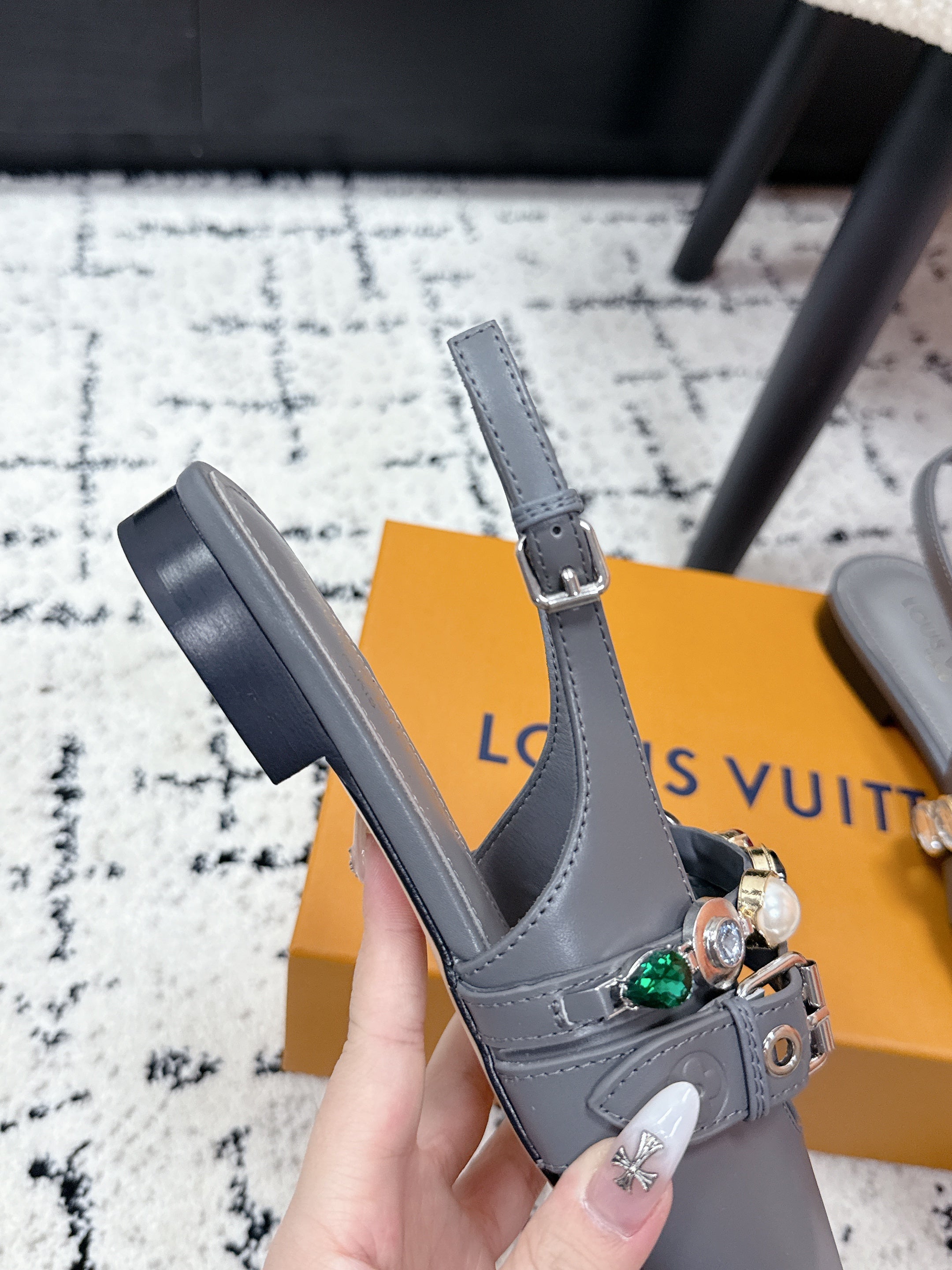 LV 26s Slingback Flats Gray Cowhide 616915