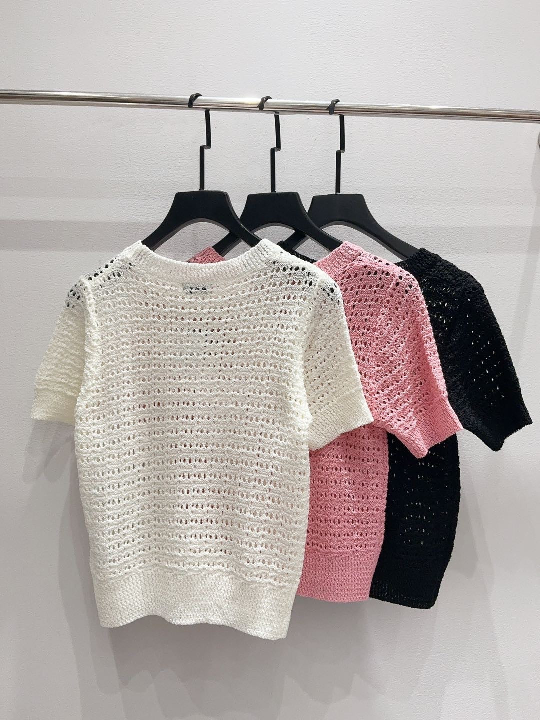 Chanel 2026 Knitted T-shirt Black Pink White Wool 355300