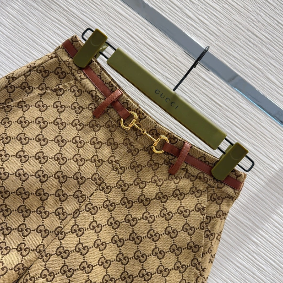 Gucci 2025 Short Camel and Ebony Polyester Fiber