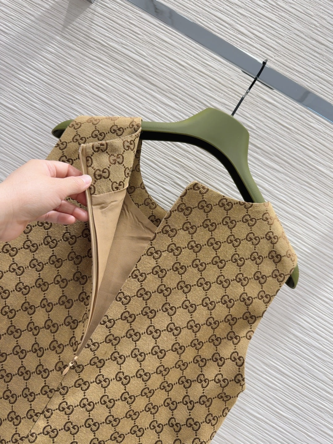 Gucci 2025 MidiDress Camel and Ebony Polyester Fiber