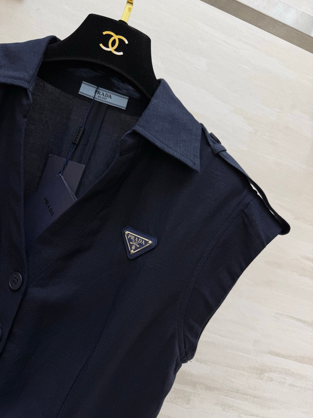 Prada 2026 V-Shirt Cotton 653474