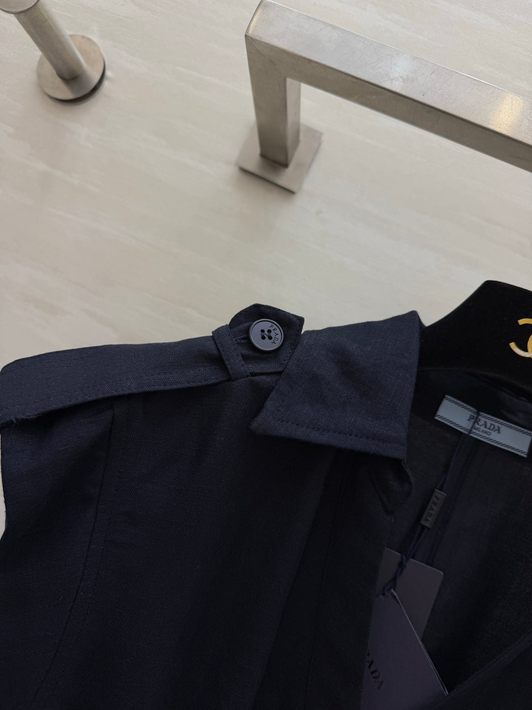 Prada 2026 V-Shirt Cotton 653474