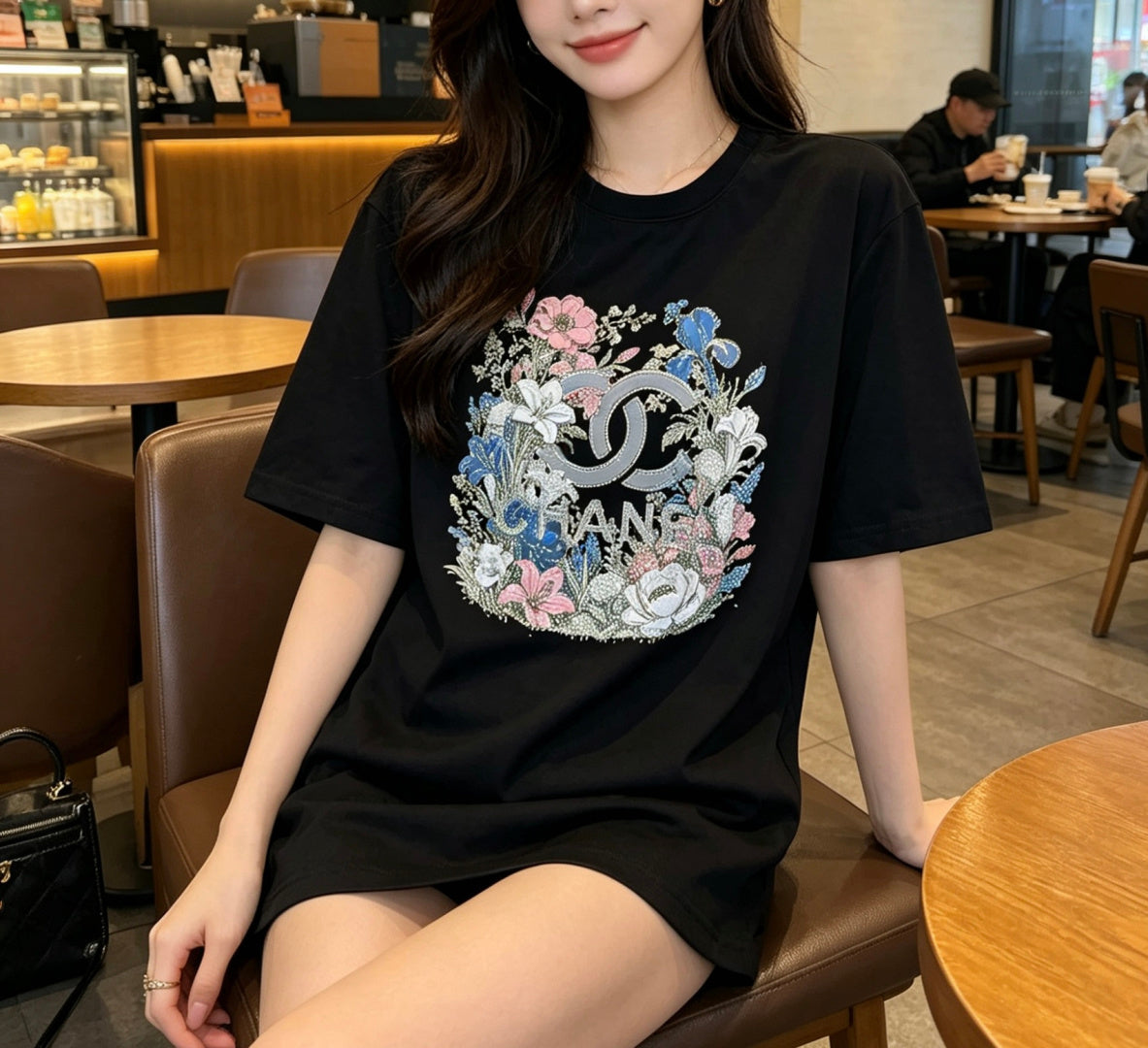 Chanel 2026 Floral Rhinestone T-shirt Cotton 681379