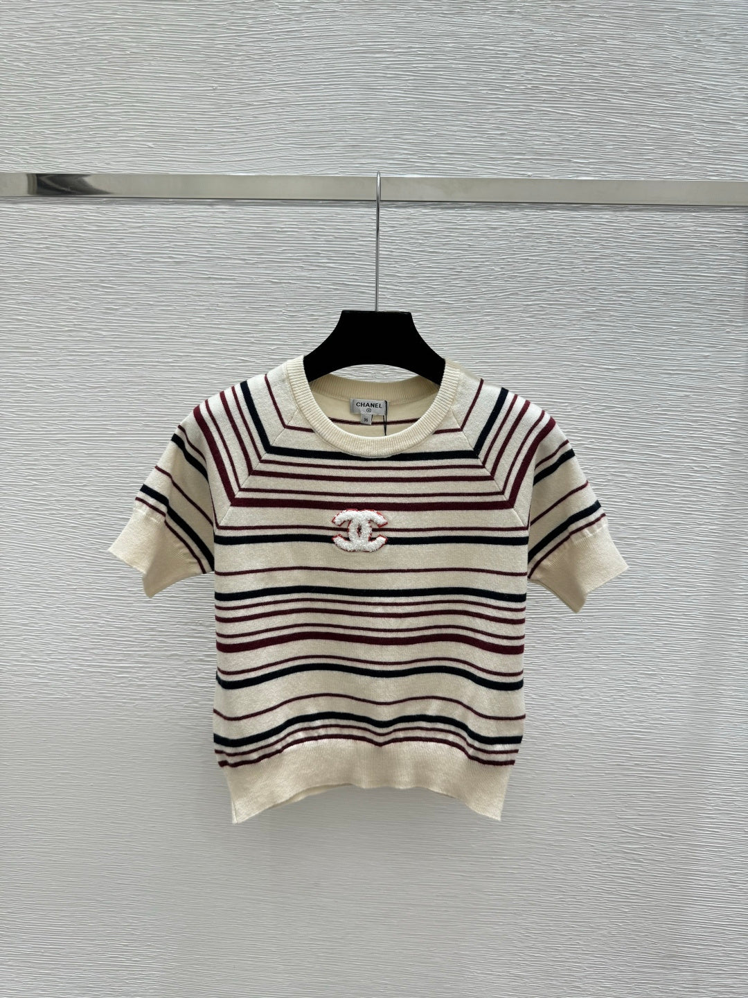 Chanel 2026 Short-sleeve Sweater Cream and Navy Blue Wool Polyester
