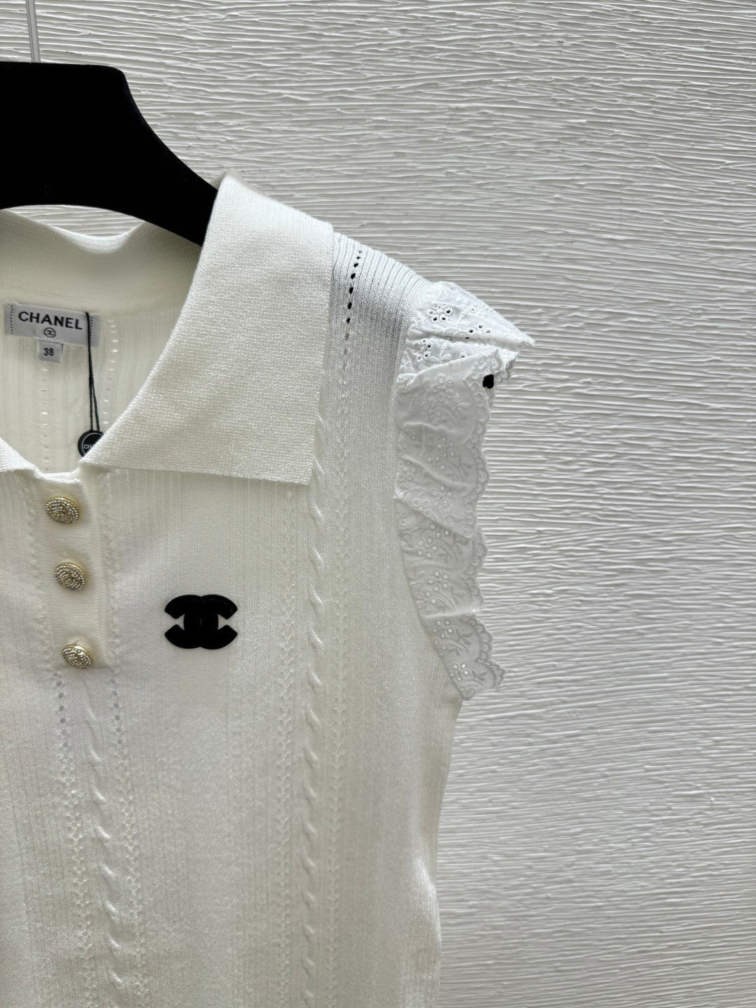 Miumiu 2026 Collar Knitted Vest Black and White Wool 227566