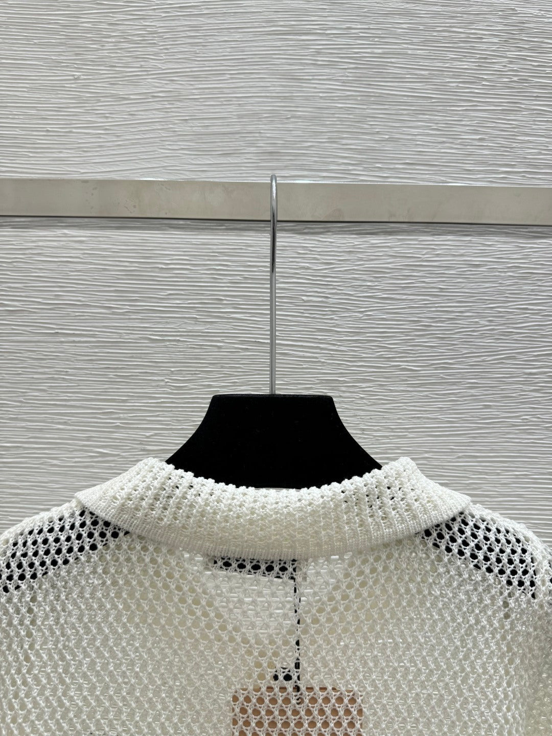 Miumiu 2026 Hollow-Out Collar Knitted Short-Sleeve Cardigan 341442