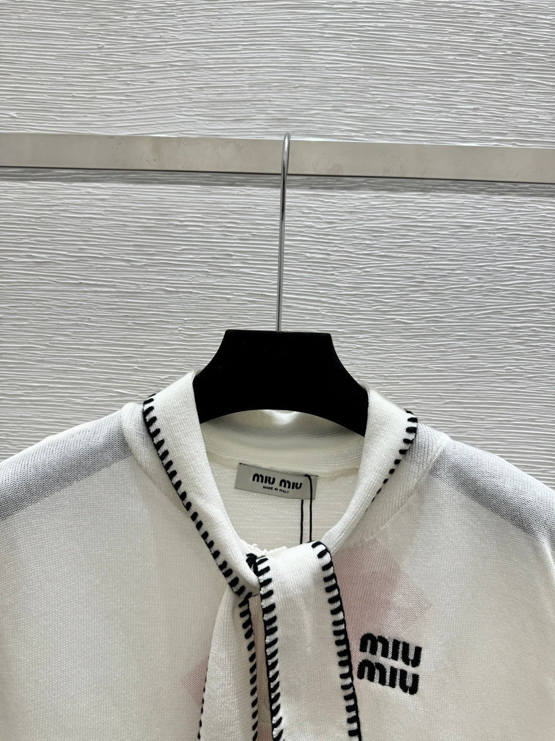 Miumiu 2026 Tie-Waist Crew Neck Knitted Vest Wool Cashmere 341448