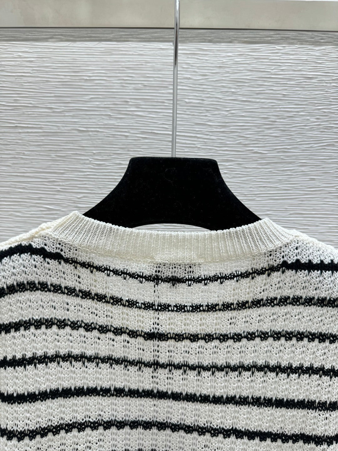 Chanel 2026 Striped Crew Neck Knit Short-Sleeve T-Shirt Cotton 397732