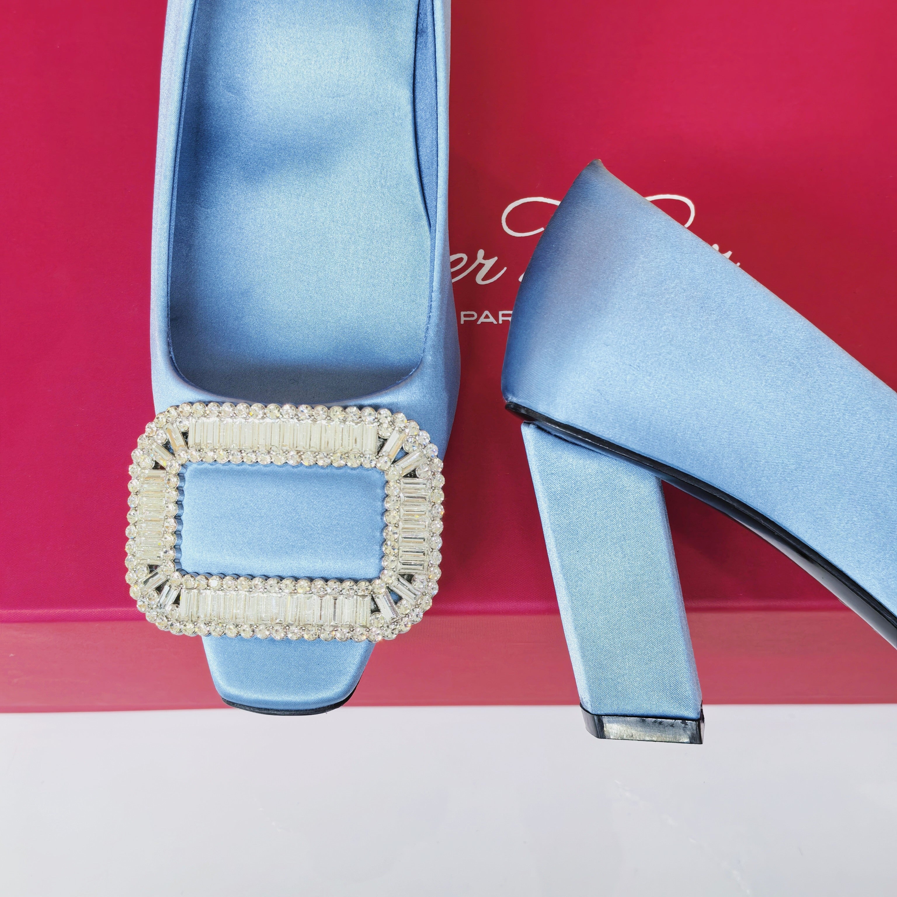 Viv Button Pumps Mist Blue Silk 247406