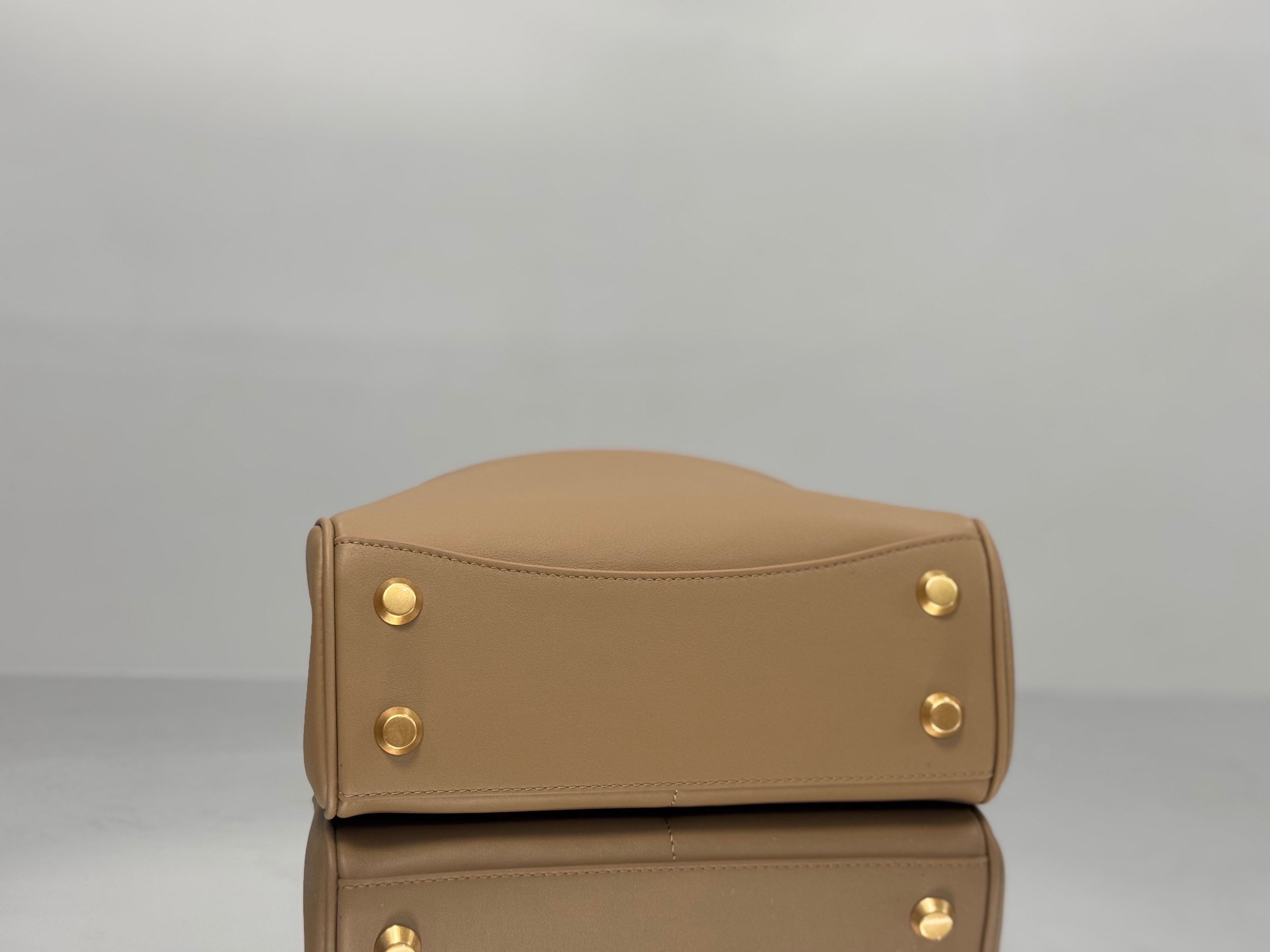 Balenciaga Mini Bag 22 Rich Brown Calfskin Gold Hardware