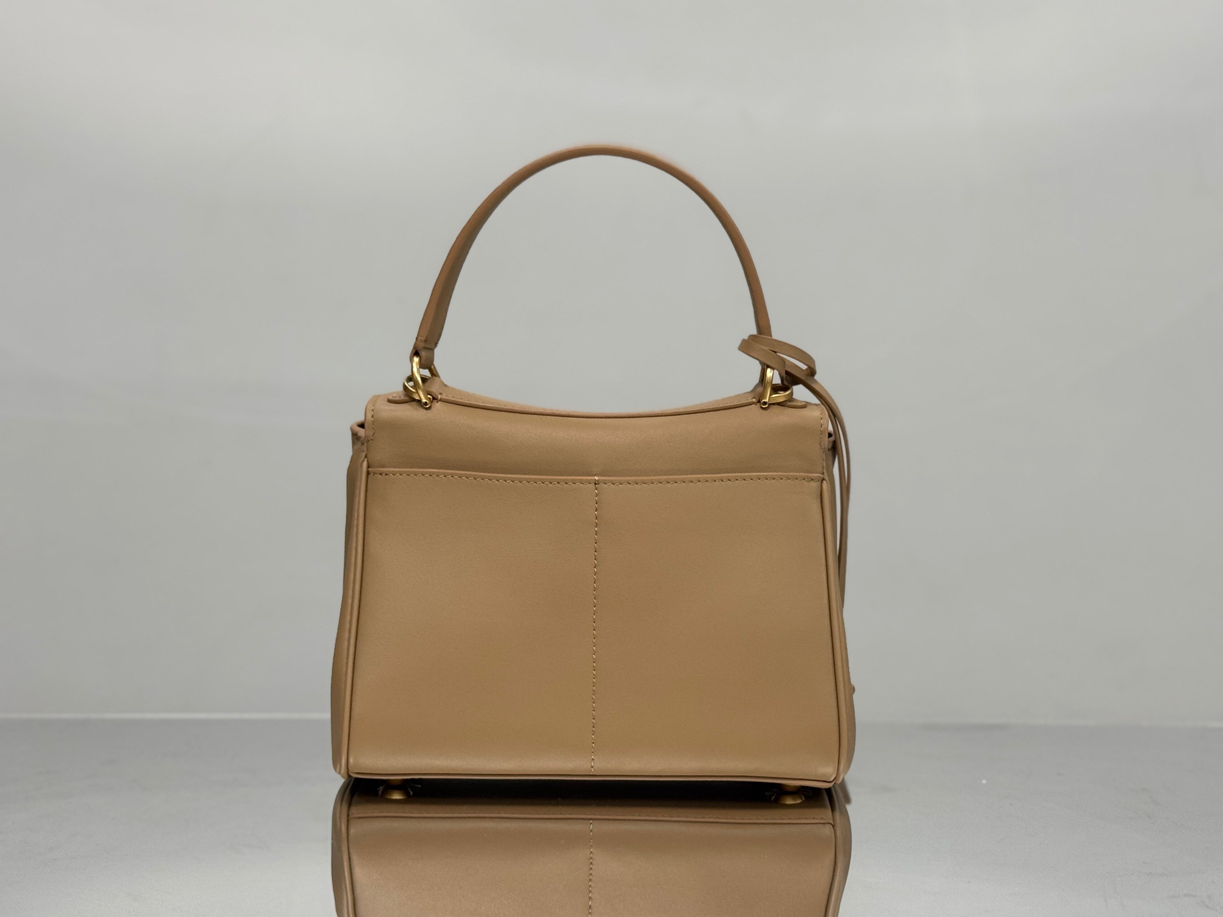 Balenciaga Mini Bag 22 Rich Brown Calfskin Gold Hardware