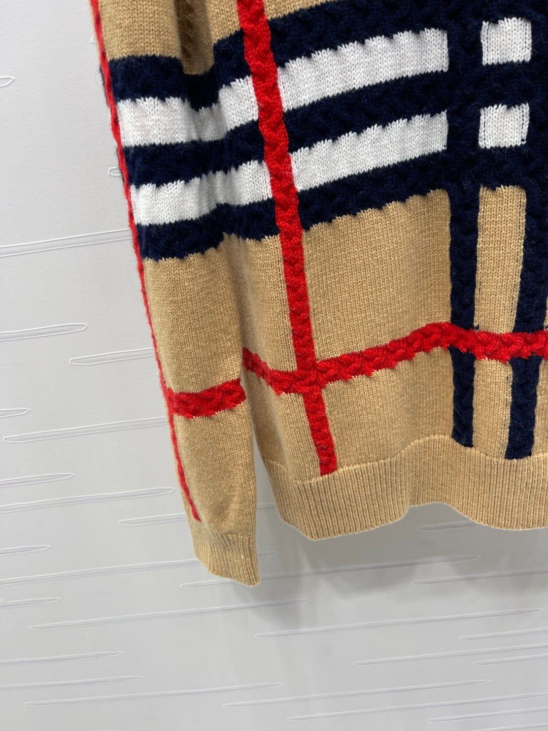 Burberry 25 Crew Neck Long-Sleeve Sweater Beige Wool Cashmere