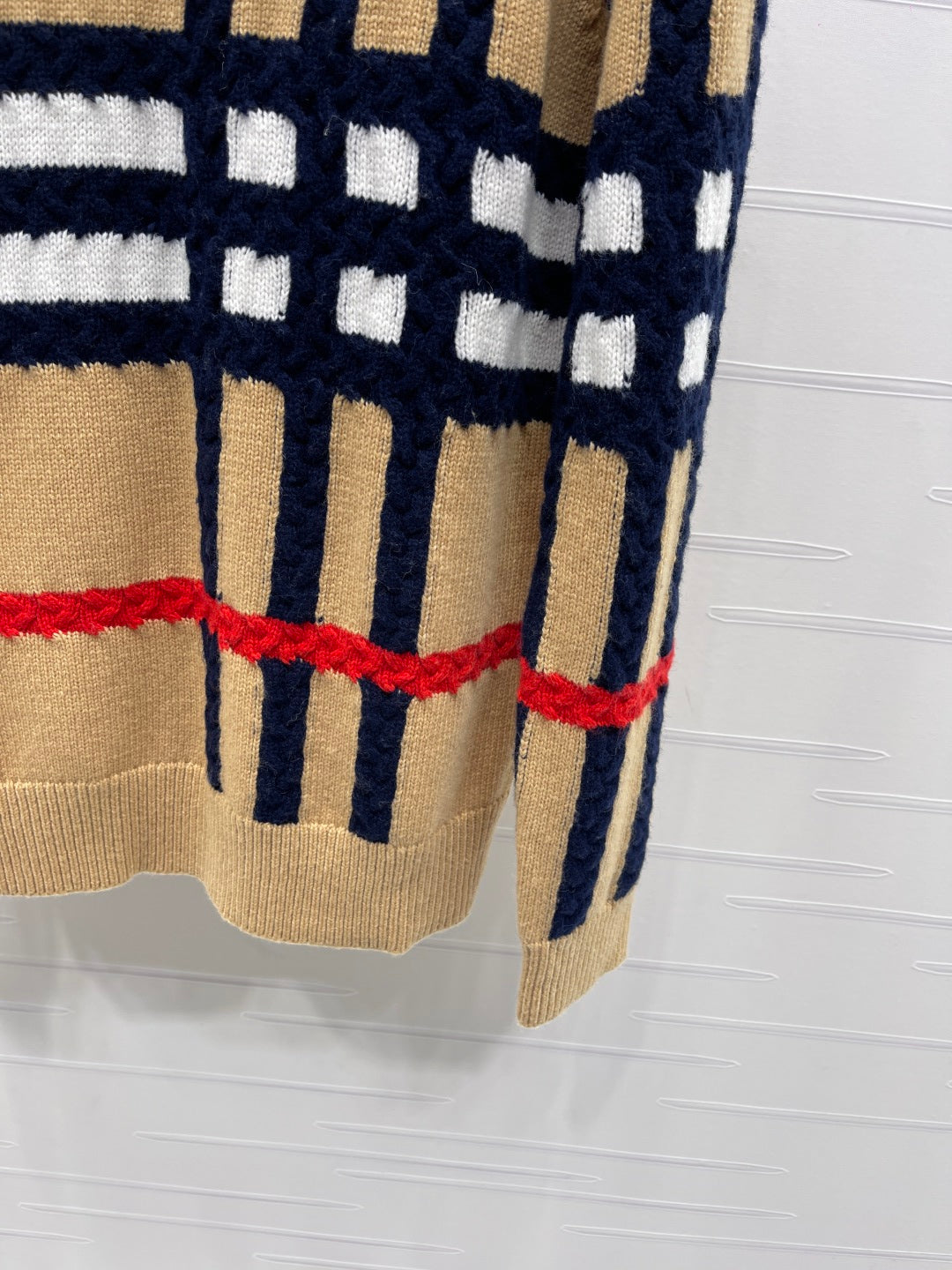 Burberry 25 Crew Neck Long-Sleeve Sweater Beige Wool Cashmere
