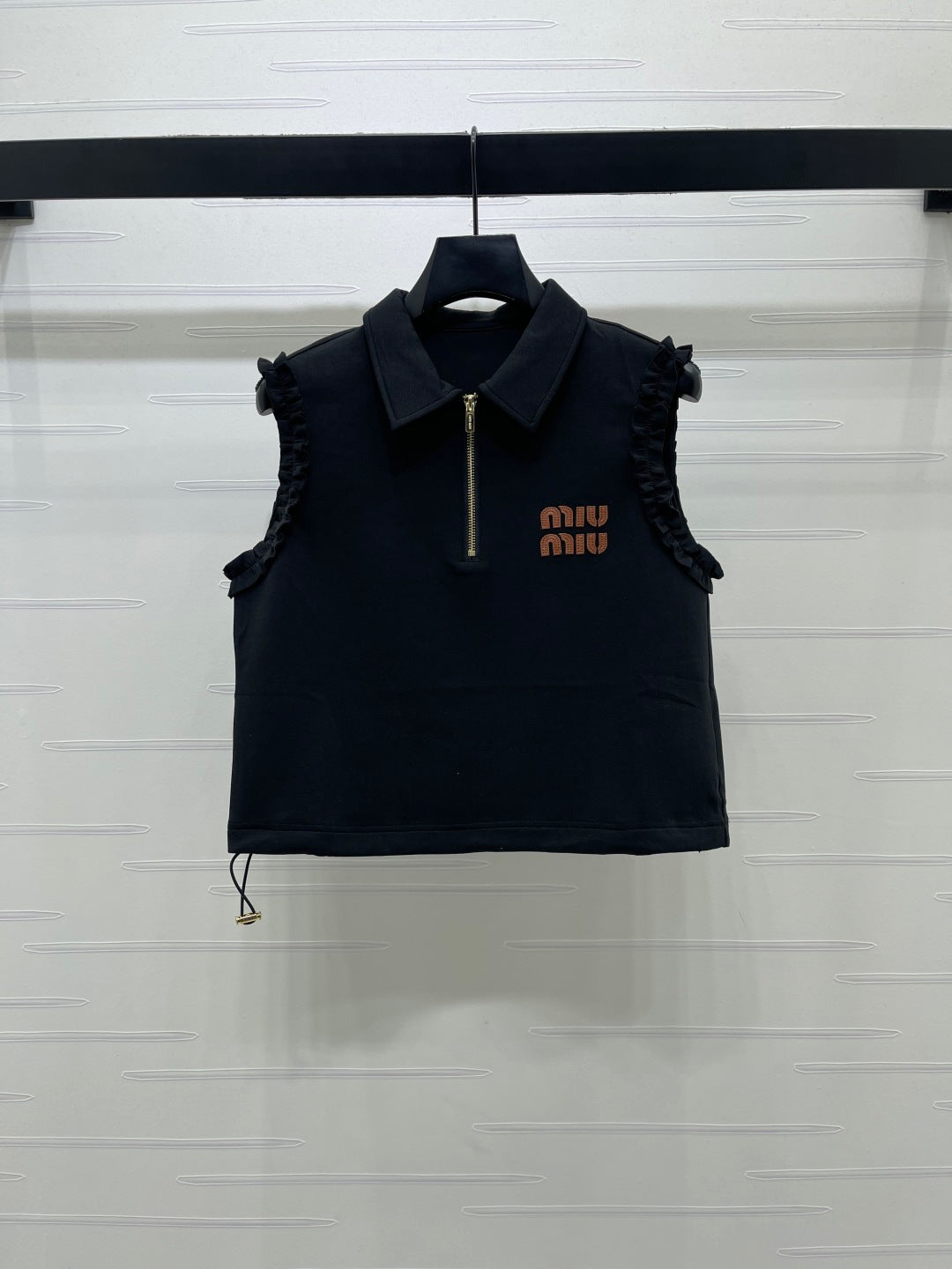 MiuMiu 2026 Vest Shirt and Casual Shorts Set Cotton 645479