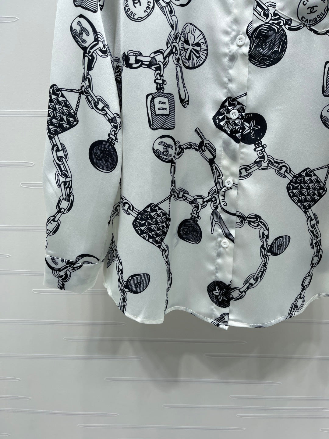 Chanel 2026 Long-sleeved Shirt With Chain Pattern 289851