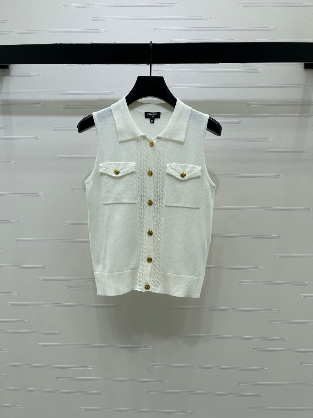 Chanel 2026 Collared Knit Vest Wool 390686