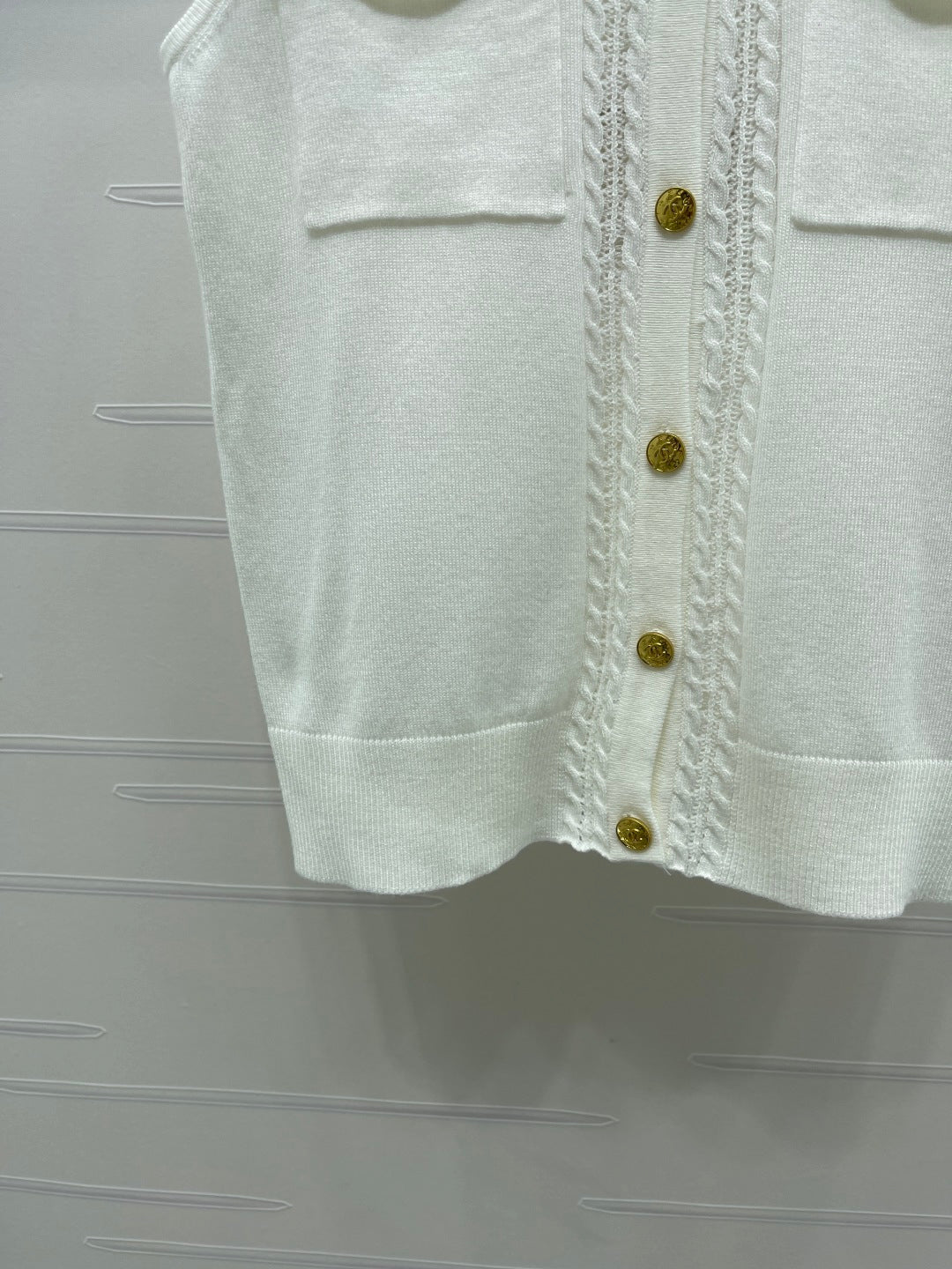 Chanel 2026 Collared Knit Vest Wool 390686