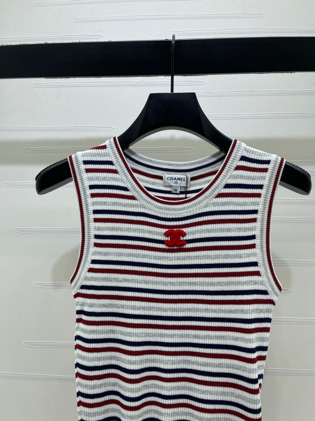Chanel 2026 Crew Neck Striped Knit Vest Wool 677712