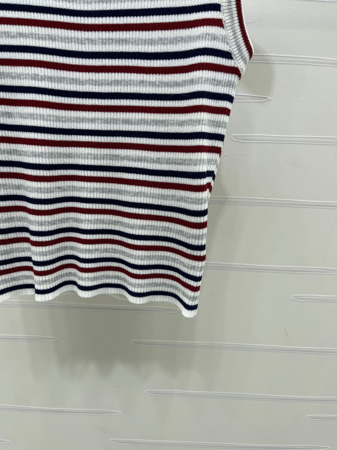 Chanel 2026 Crew Neck Striped Knit Vest Wool 677712