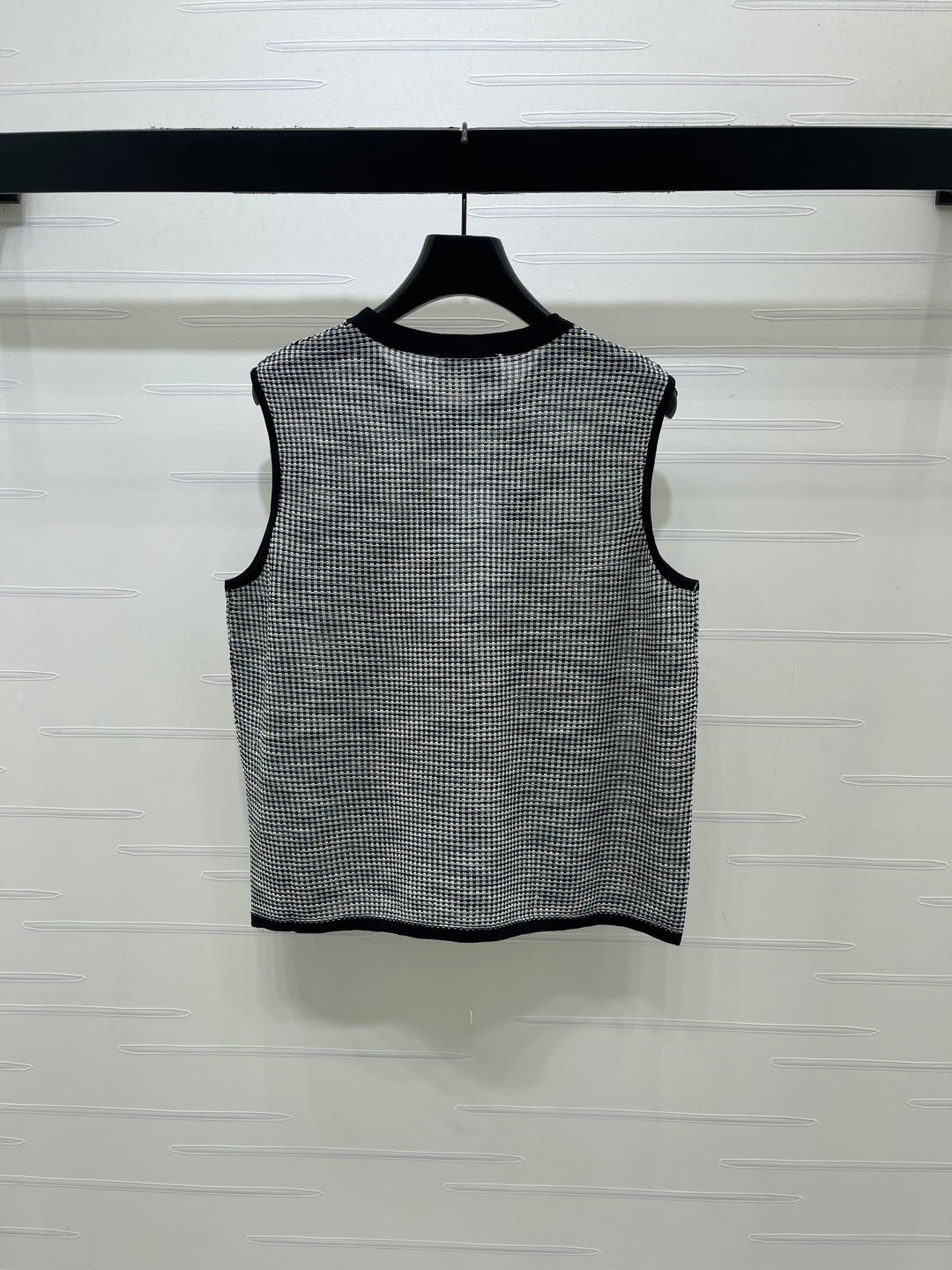 Chanel 2026 Plaid Knit Vest Wool 677744