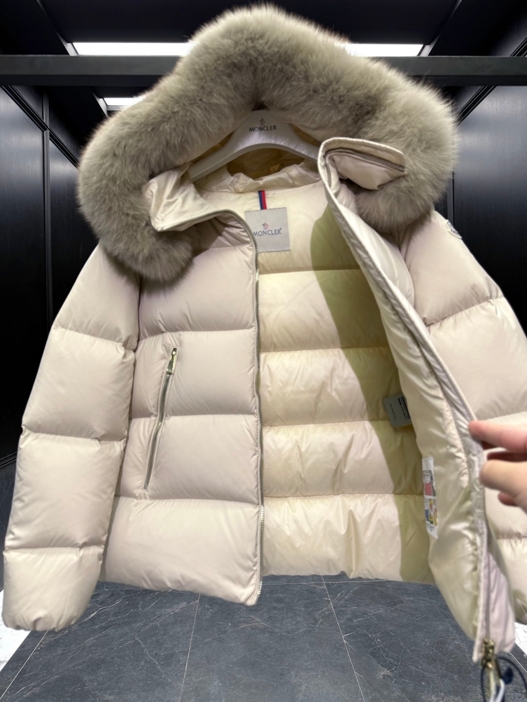 MC 25 Down Jacket Ivory White Polyester 0016