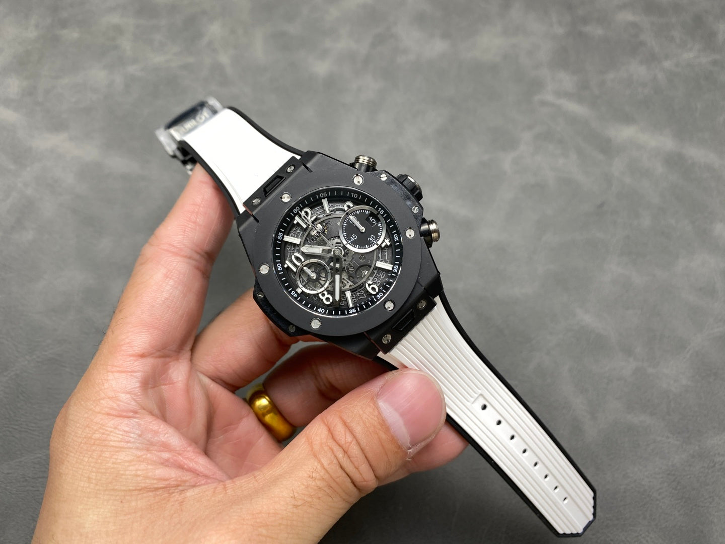 Hublot Big Bang Unico Black Magic 42mm White Rubber Strap