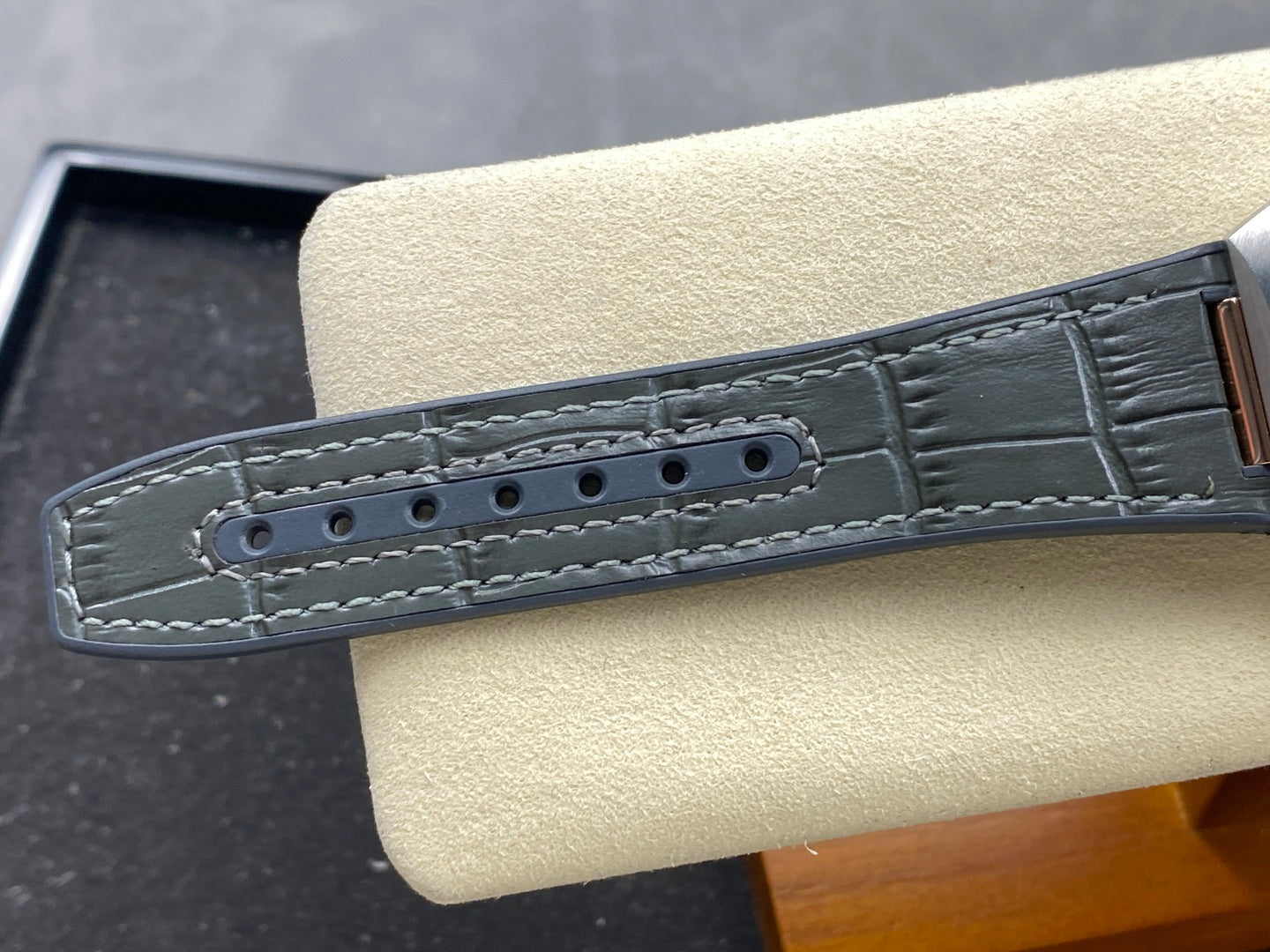 Omega Constellation Co-Axial Master Chronometer 41mm Watch Khaki Strap