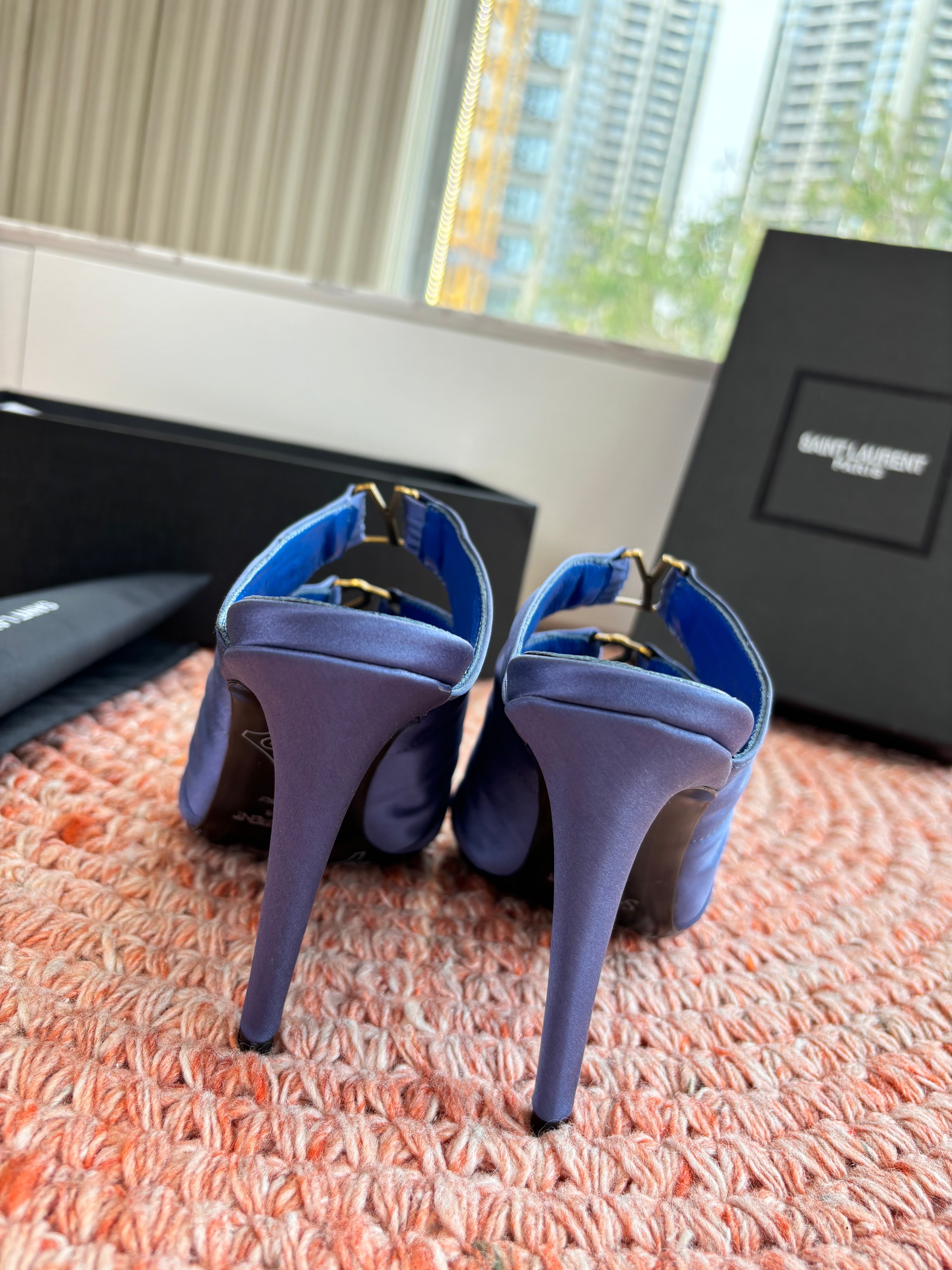 YSL 26ss Pointed High Heels Sandals 110 Blue Silk Leather 648788