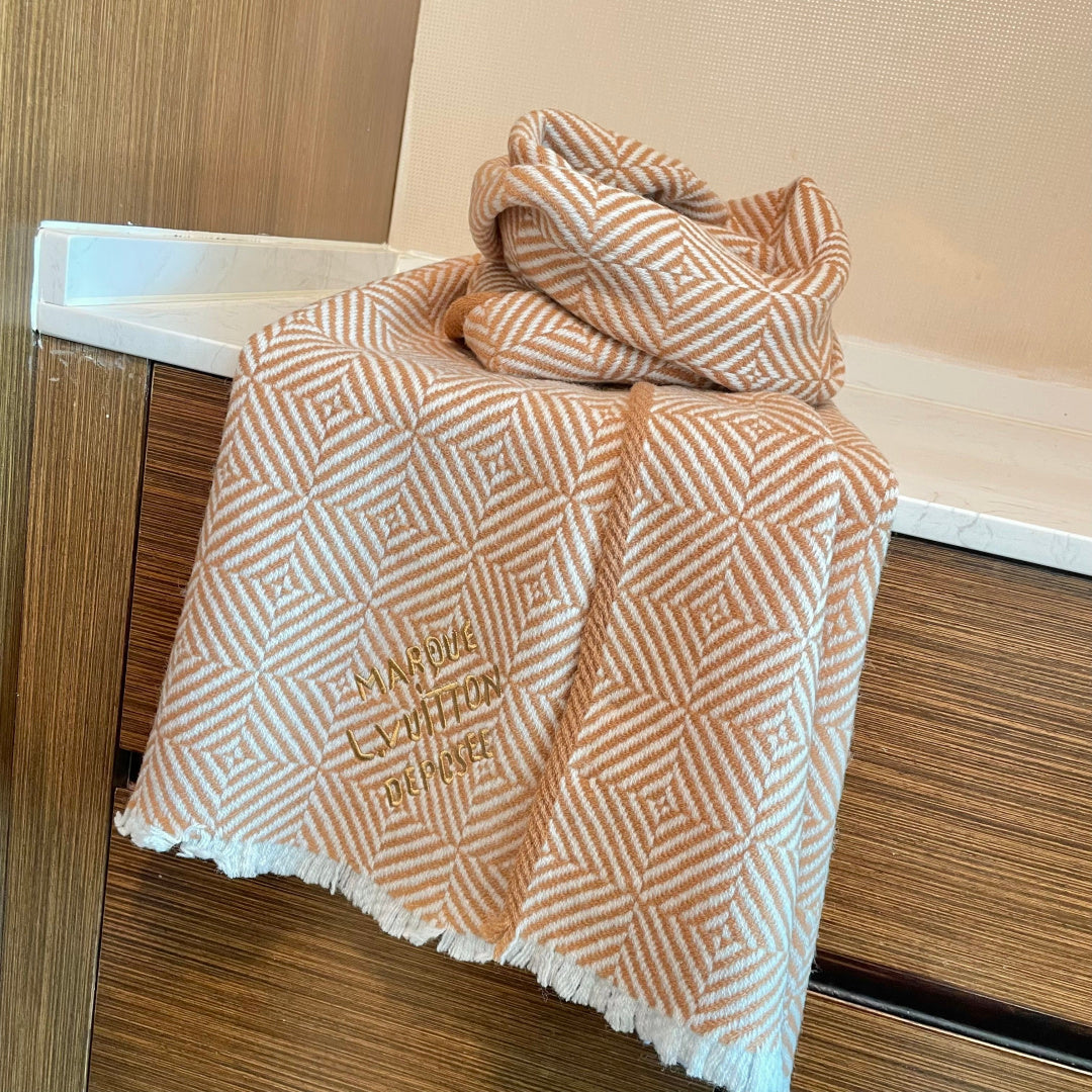 LV Exclusive Scarf 200cm Beige Cashmere 976319