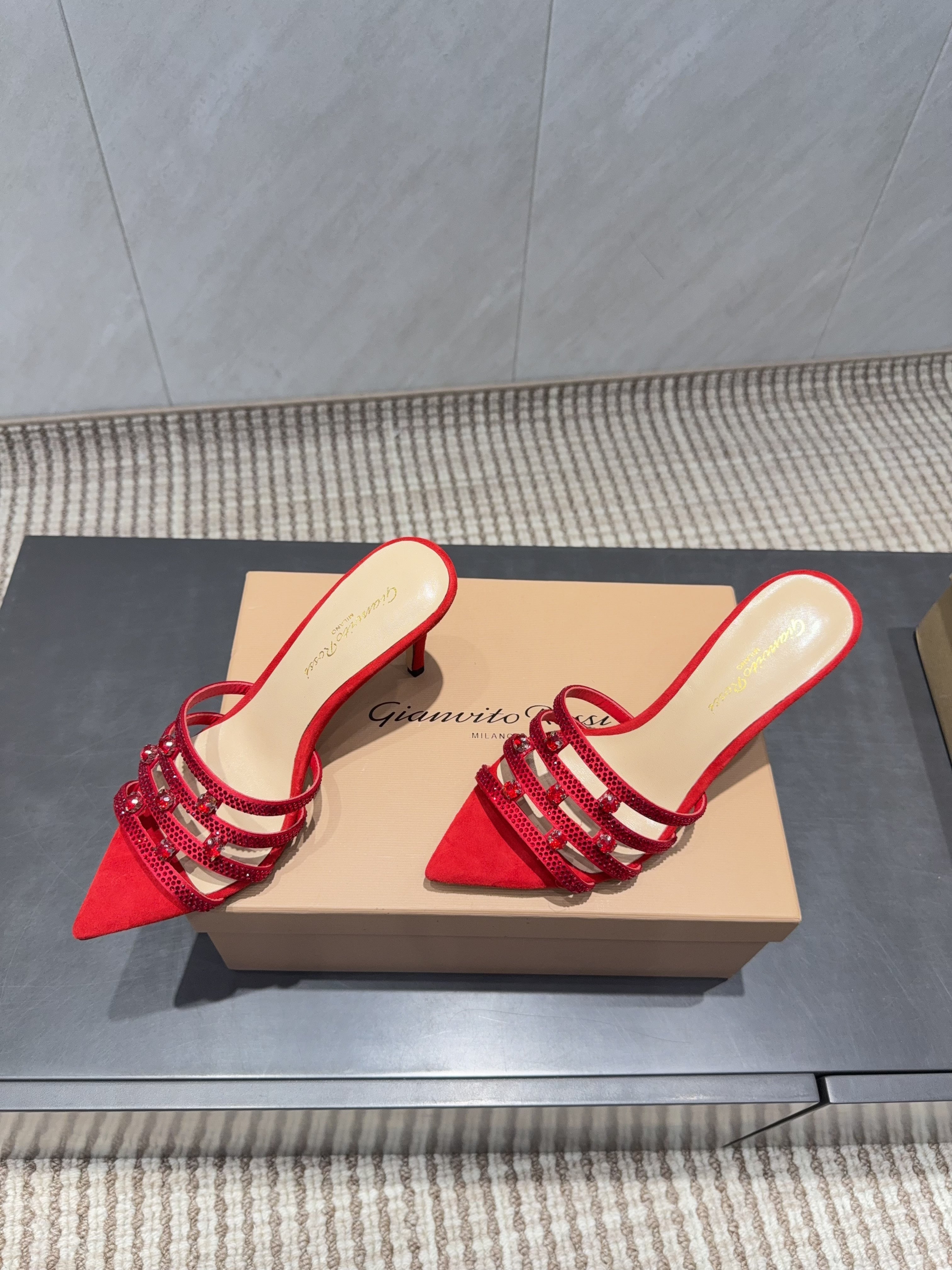 CL 26SS High Heeled Sandals 100 Red Beige Sheepskin 613827